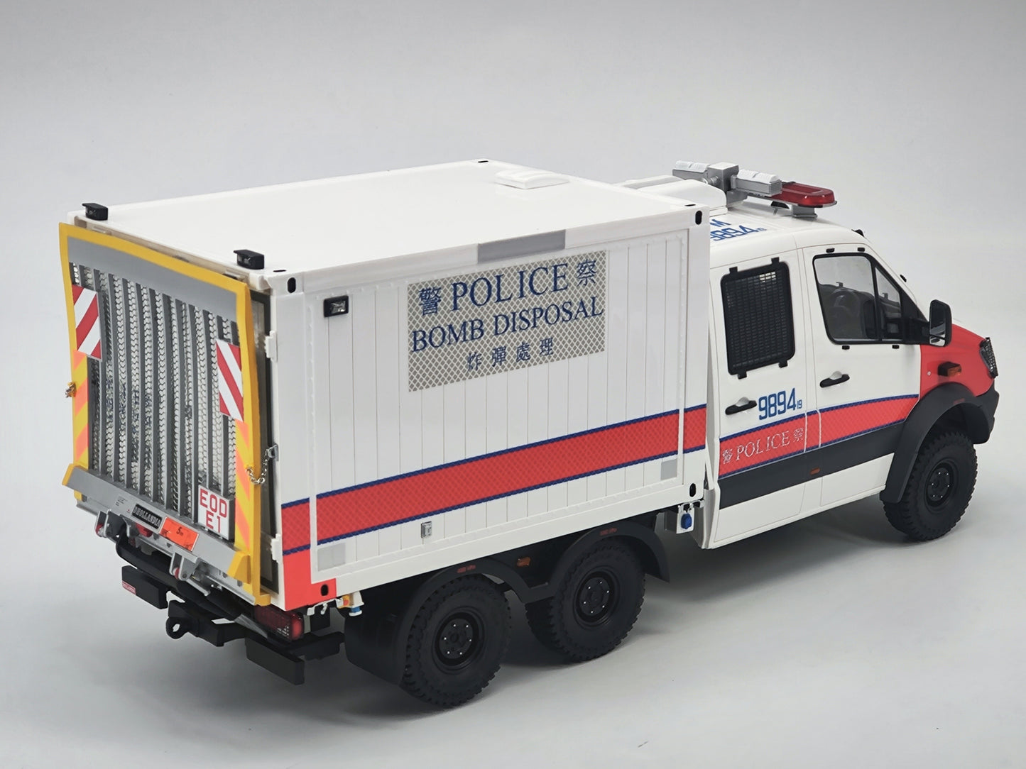 TINY 1/18 Mercedes Benz Sprinter Explosive Ordnance Disposal Vehicle Car Model