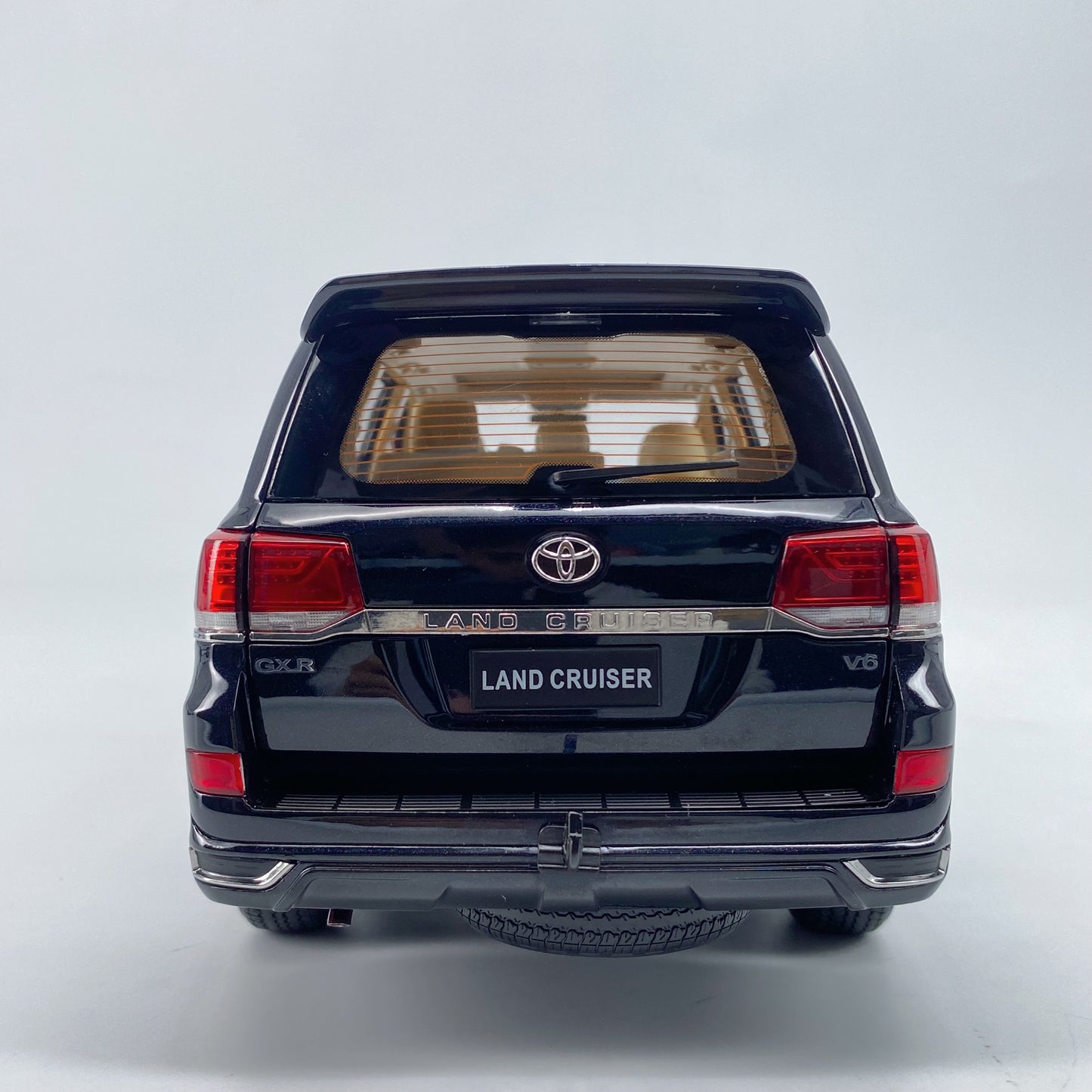 Kengfai 1/18 Toyota Land Cruiser LHD Alloy Model Car Ornaments