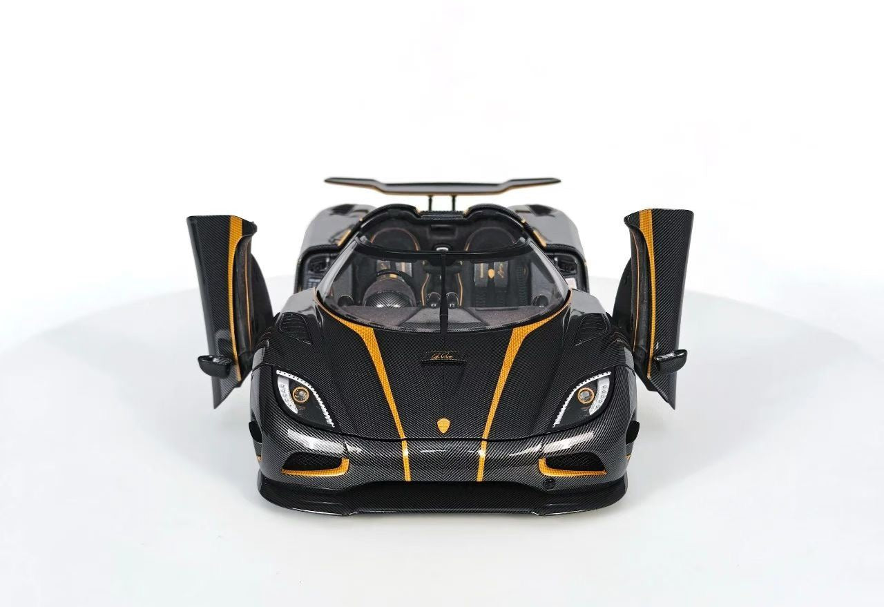 Frontiart 1/18 Koenigsegg Agera S Hundra Resin Fully Opening Car Model