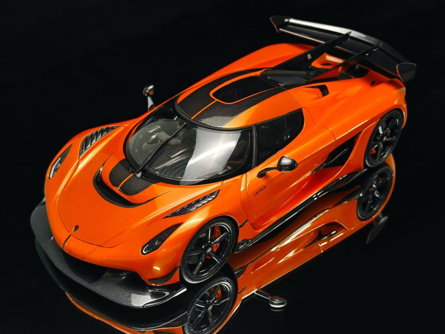 Frontiart 1/18 Koenigsegg Jesko Tangerine Candy Limited Edition Car Model