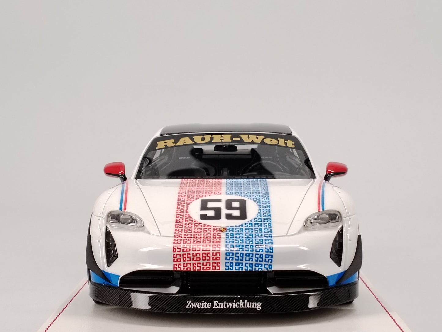 VIP 1/18 Porsche RWB TAYCAN BROMOS #59 white paint simulation car model
