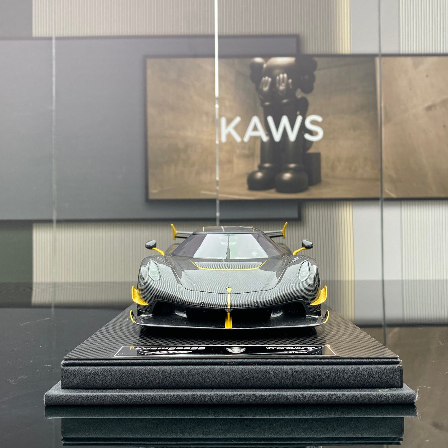 FRONTIART 1/18 Koenigsegg Jesko modelo de coche de alta gama simulado en carbono dorado