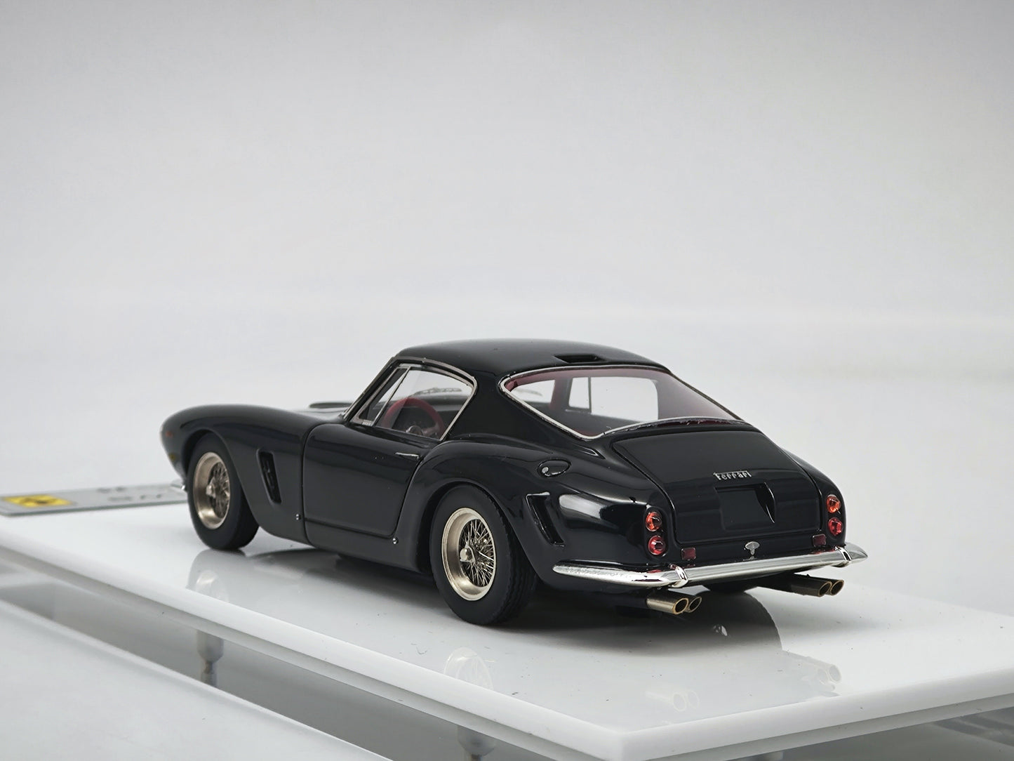 DMH 1/43 Ferrari 250SWB 1969 Simulation Car Model Ornaments