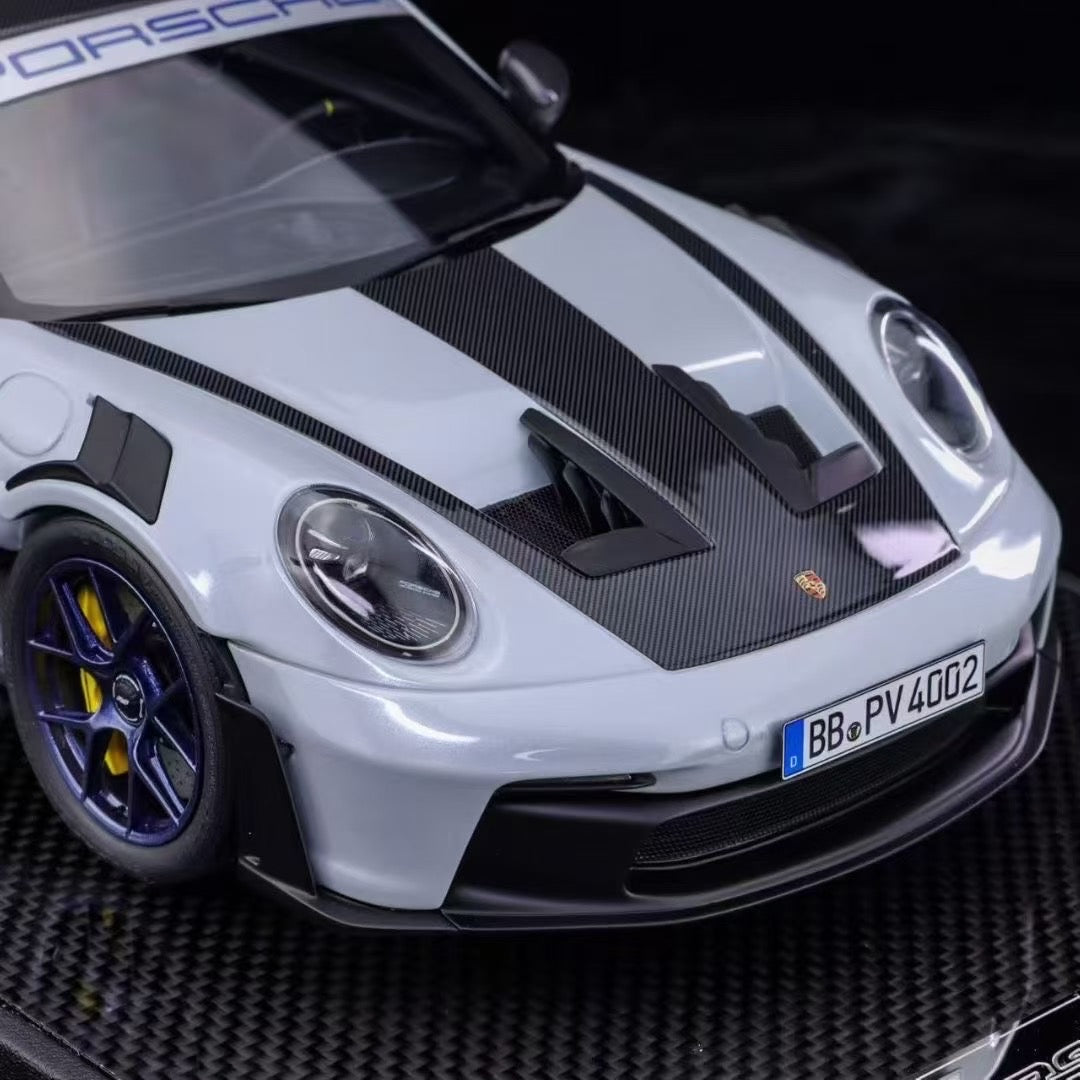 TP 1/18 Porsche 992 GT3 RS (Weissach Package) Enhanced Edition