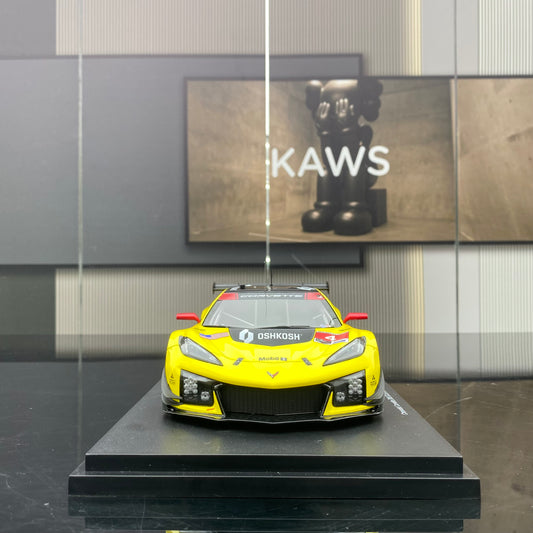 Topspeed 1/18 Chevrolet Corvette GT3.R #4 resin car model ornaments