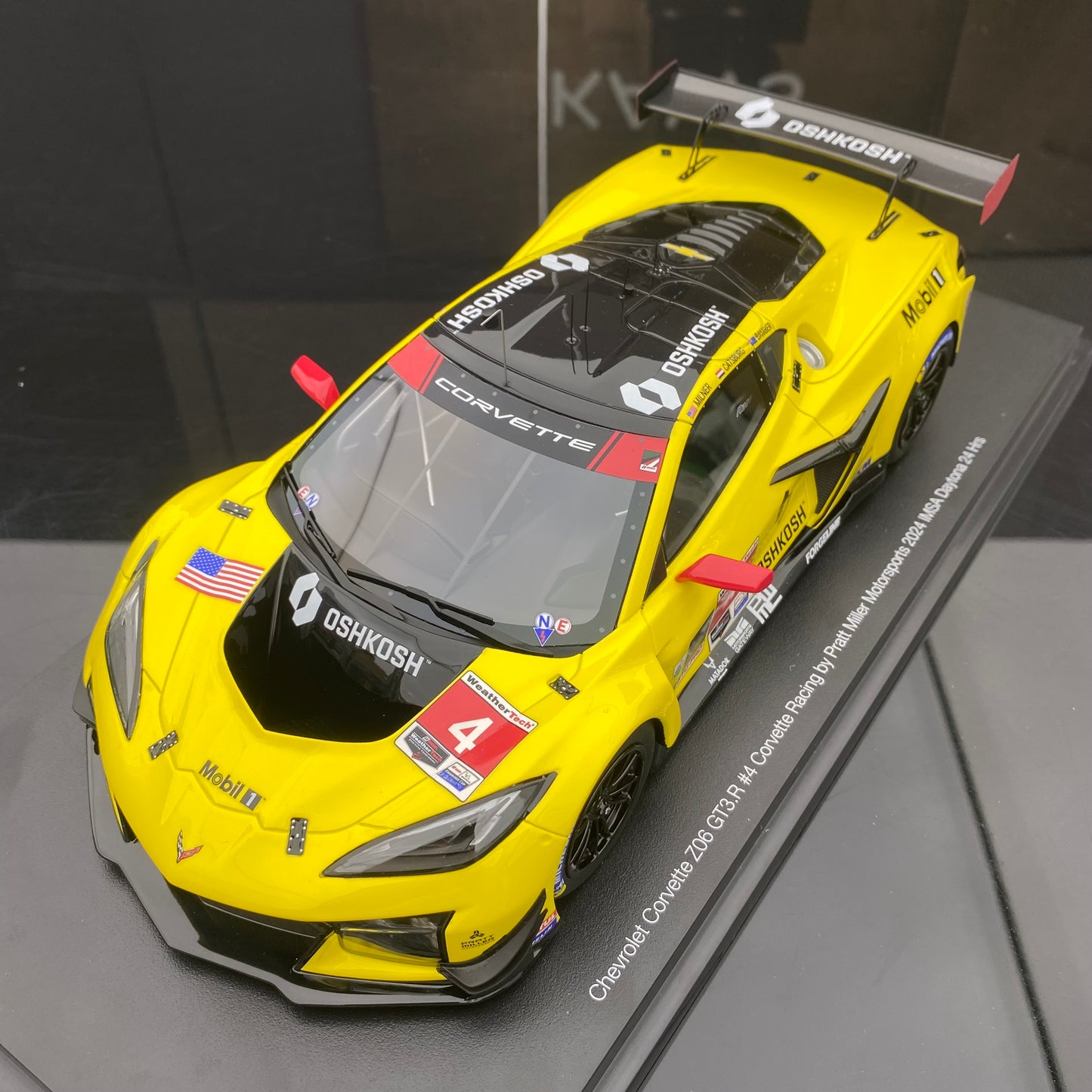 Topspeed 1/18 Chevrolet Corvette GT3.R #4 resin car model ornaments
