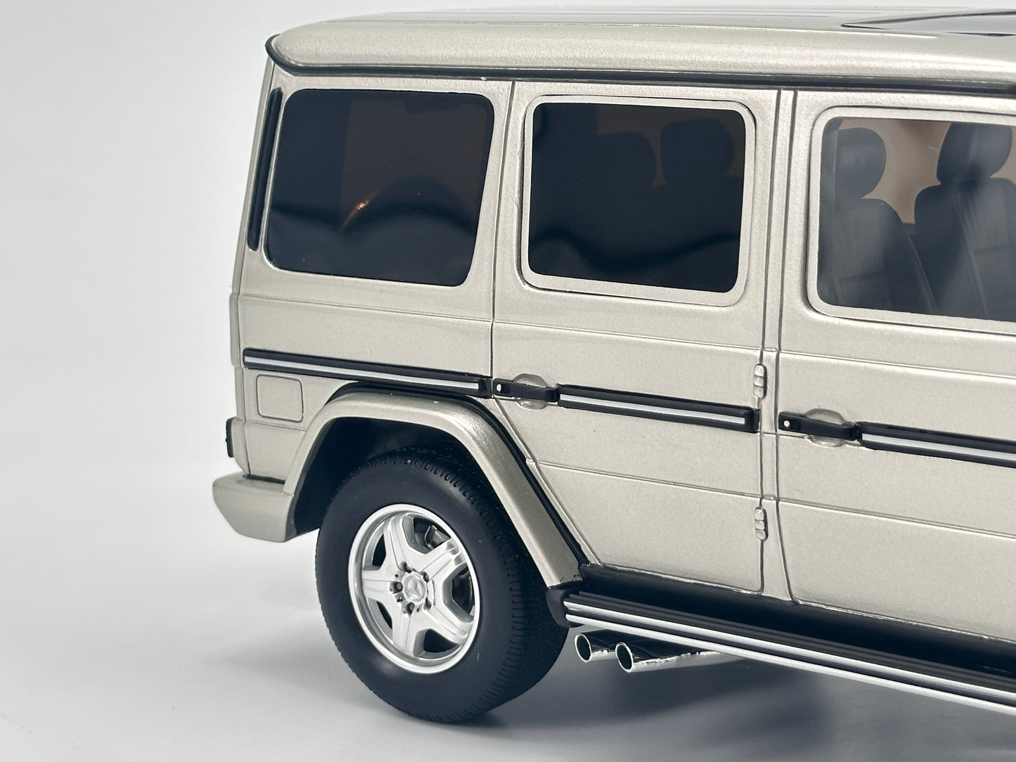 OTTO 1/18 Mercedes-Benz G-CLASS 55AMG Iridium Silver Resin Model