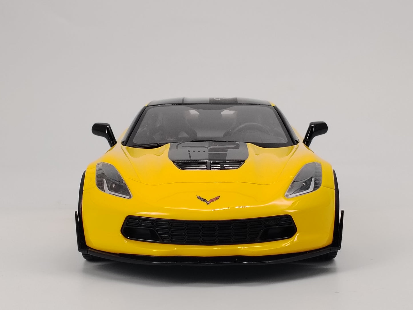 GT Spirit 1/18 Chevrolet C7 Yellow Simulation Car Model Ornaments
