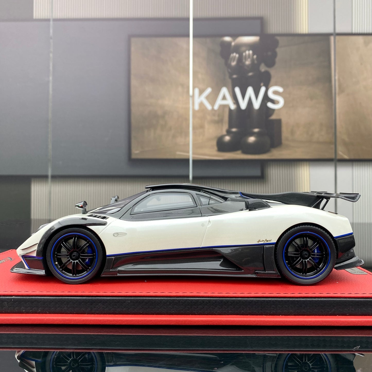 PEAKO 1/18 Pagani Zonda Riviera white limited edition car model ornament
