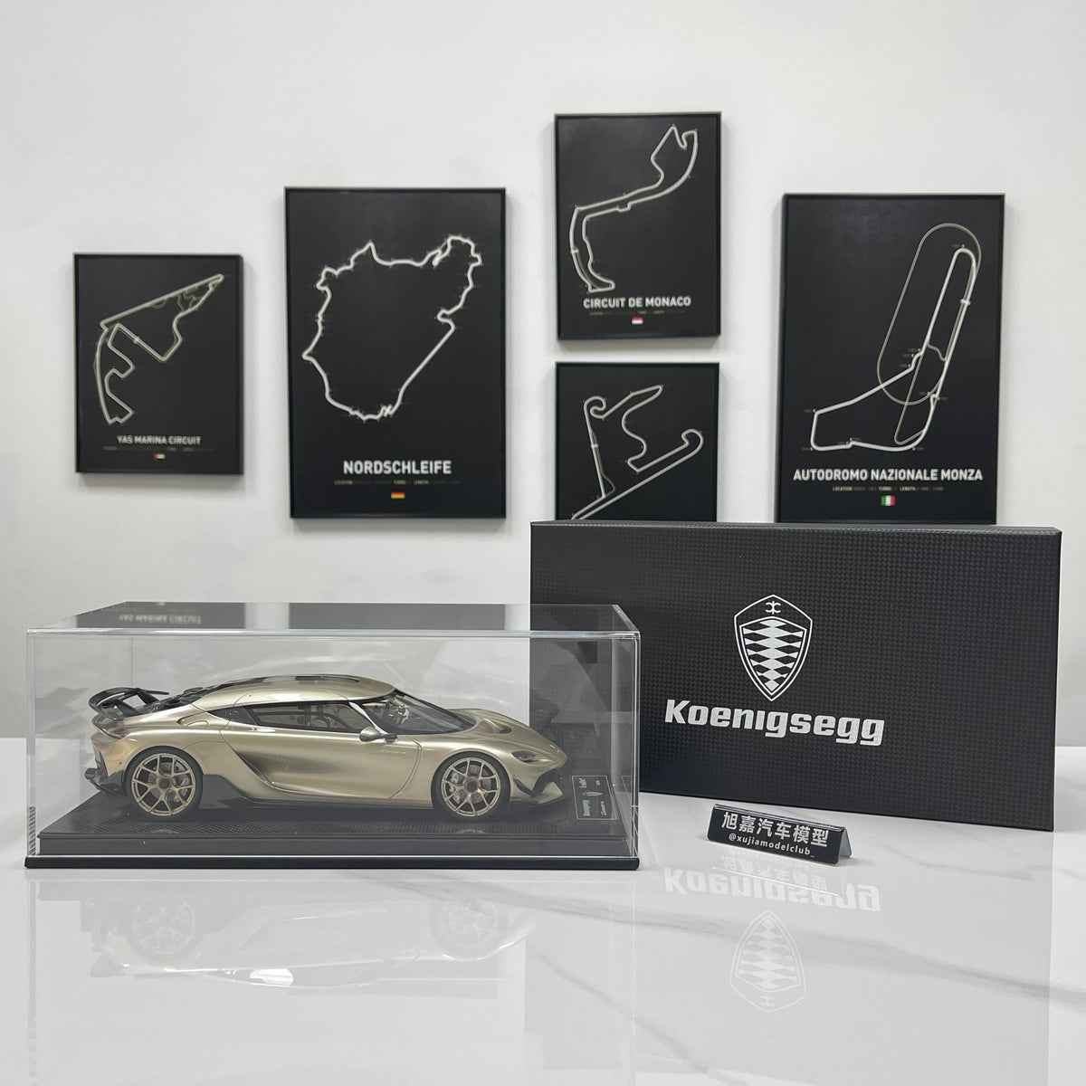 FrontiArt 1/18 Koenigsegg Gemera - Champagne - FA207