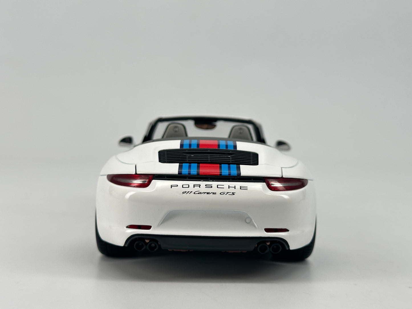 WSW 1/18 Porsche 911 GTS Martini Simulation Model Car Ornaments Birthday Gift