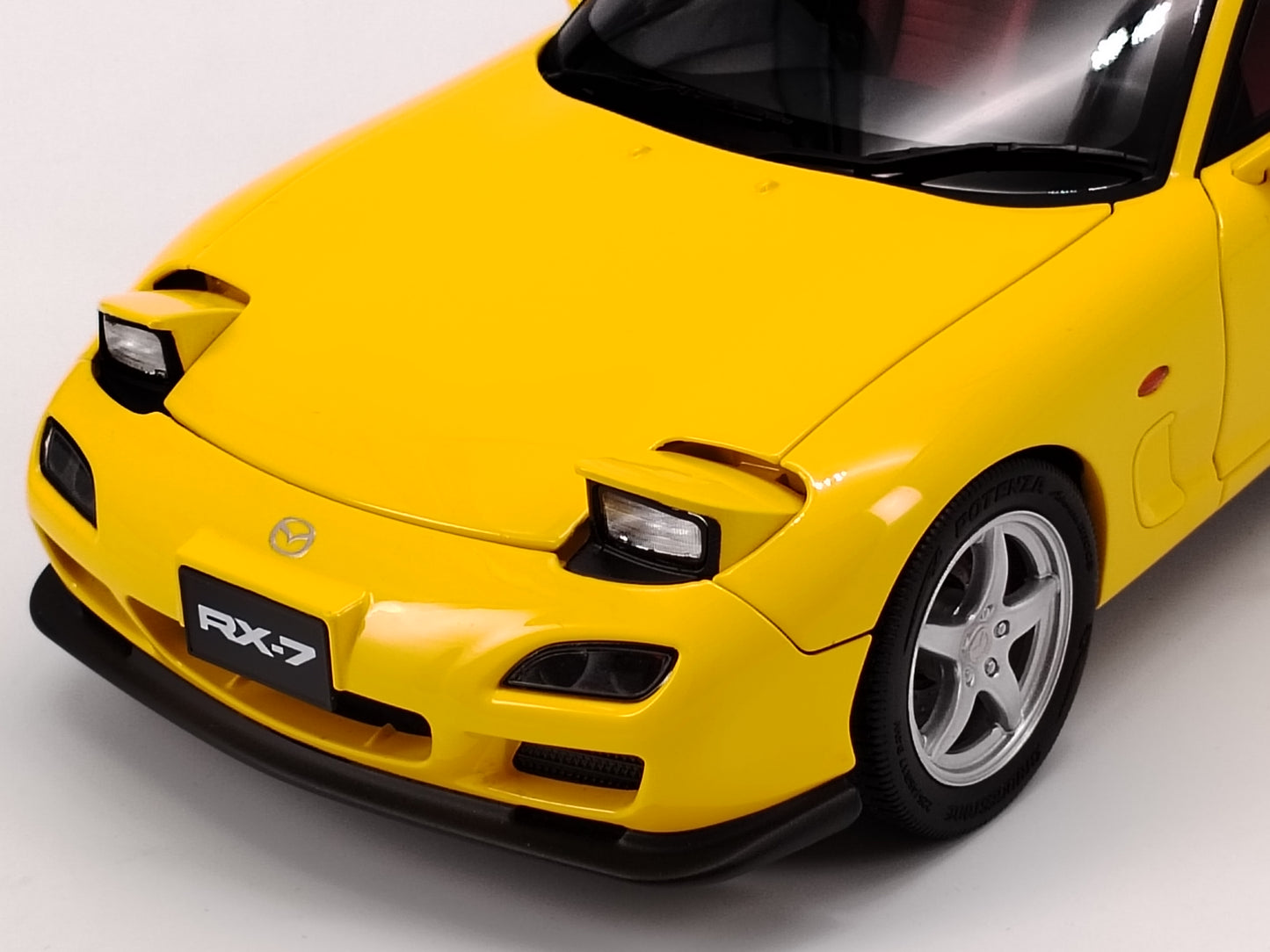 Polar Master 1/18 Mazda RX7 Yellow Alloy Car Model