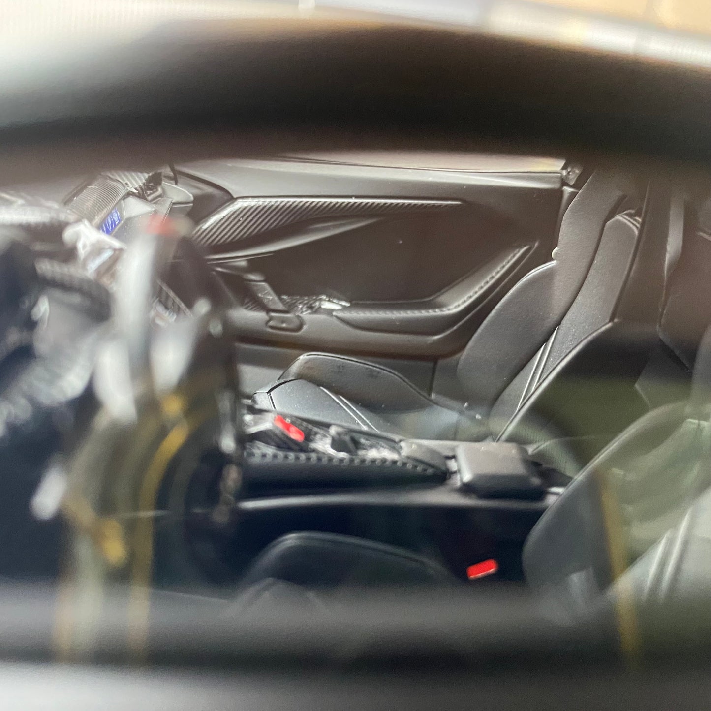 Adorno de modelo de coche de edición limitada Lamborghini Reveulto RUNNER 1/18