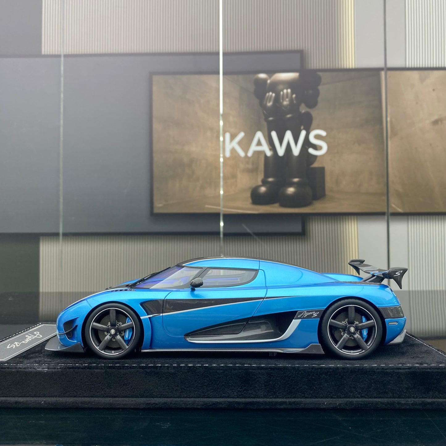 HH Model 1/18 Koenigsegg Agera RS Medusa Simulation Car Model Ornaments
