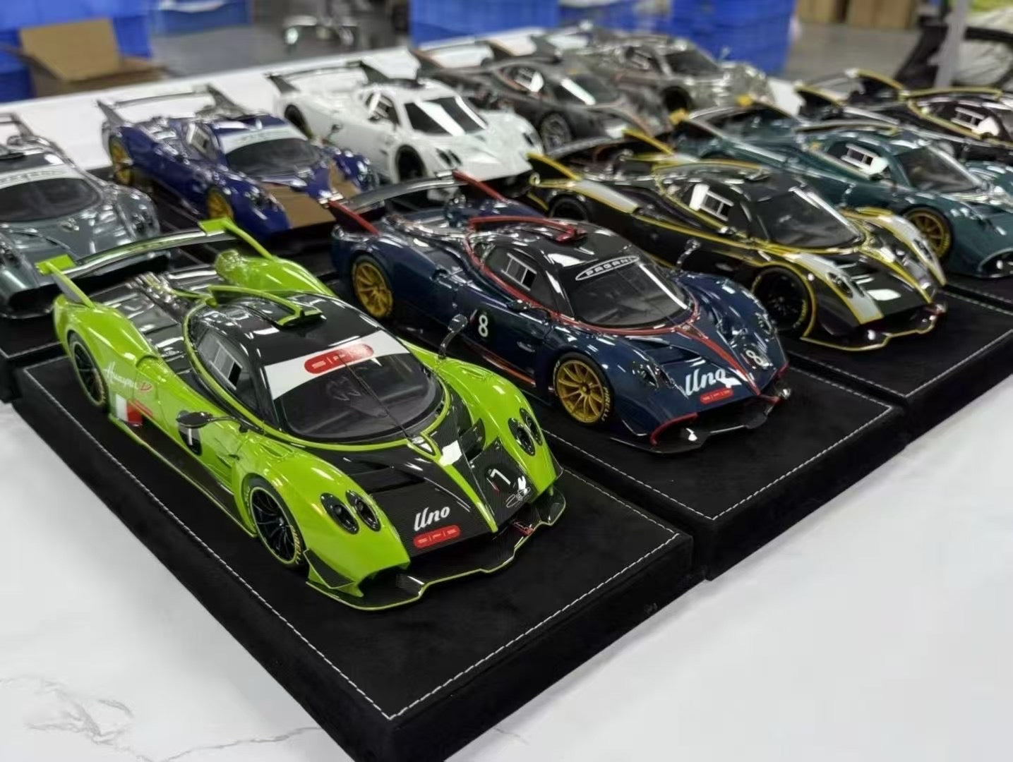 HH Model 1/18 Pagani Huayra R Simulation Car Model