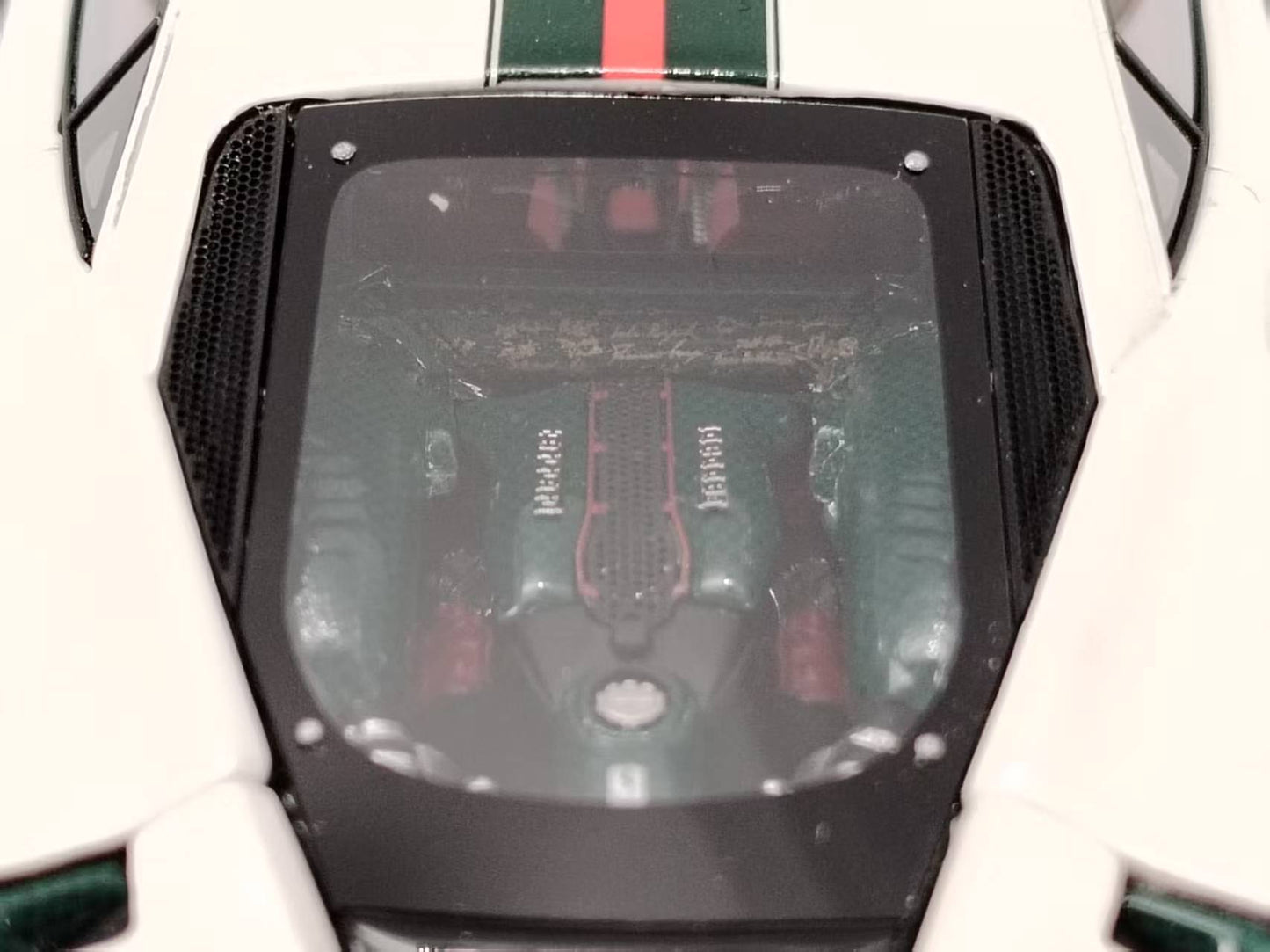 BBR 1/43 Ferrari 488 Pista White/GUCCI Livery Resin Model BBRC202CH