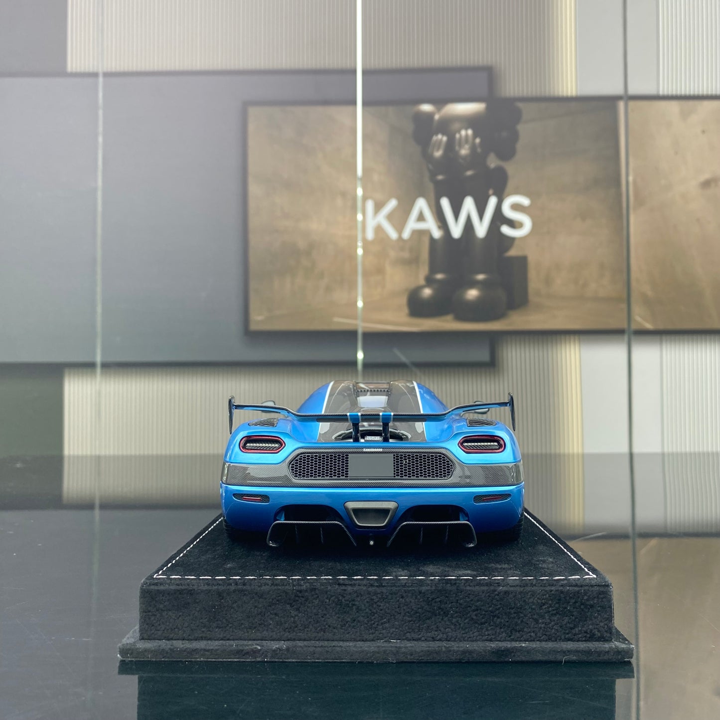HH Model 1/18 Koenigsegg Agera RS Medusa Simulation Car Model Ornaments