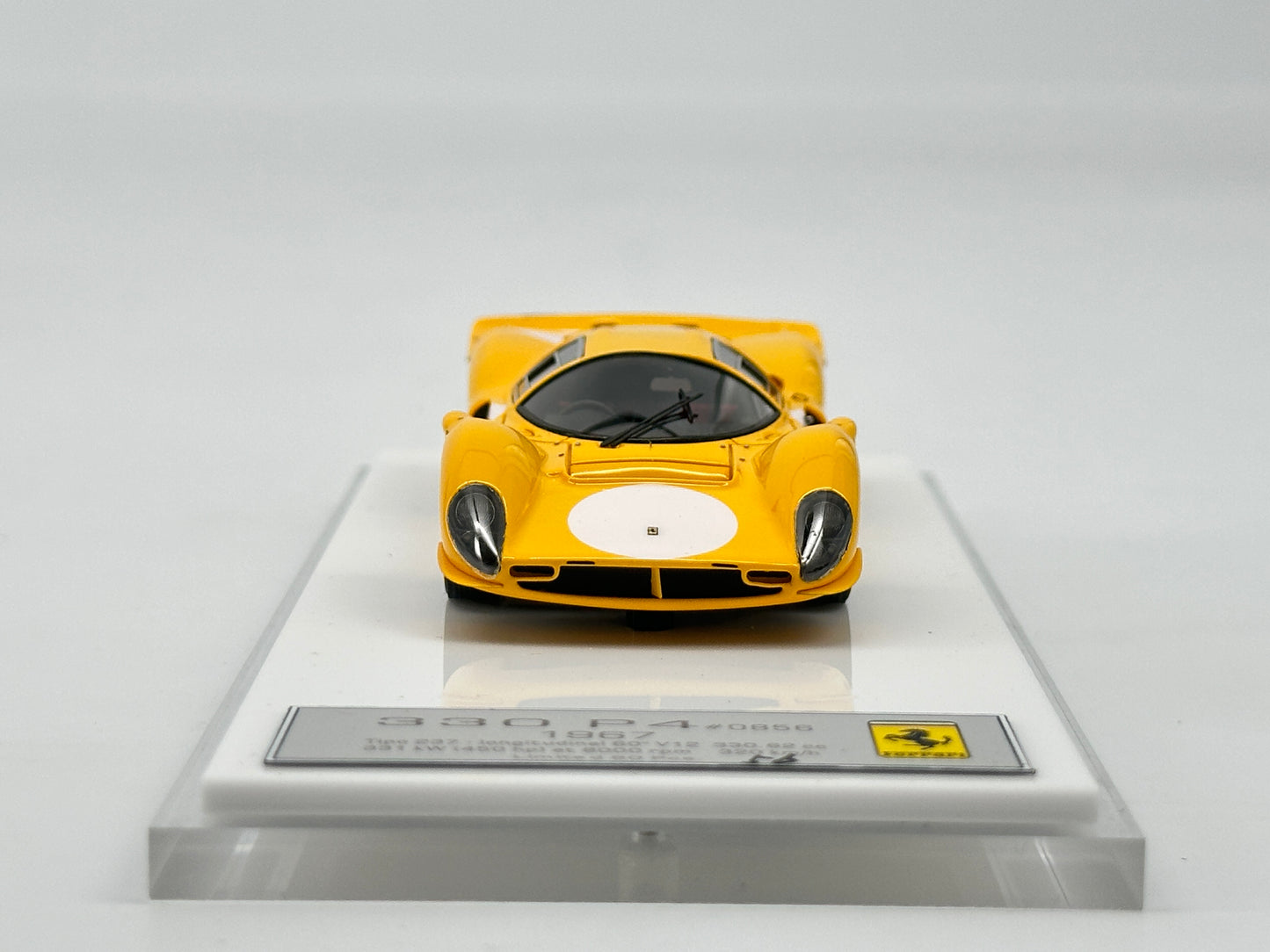 DMH 1/43 Ferrari 330 P4 Limited Edition Simulation Model Car