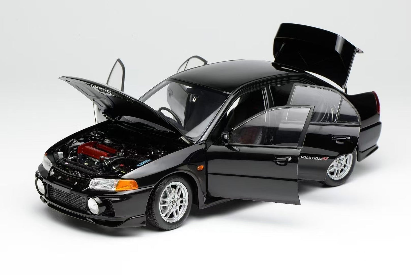 MOTORHELIX 1/18 Mitsubishi Lancer Evolution IV Simulation Car Model Ornaments