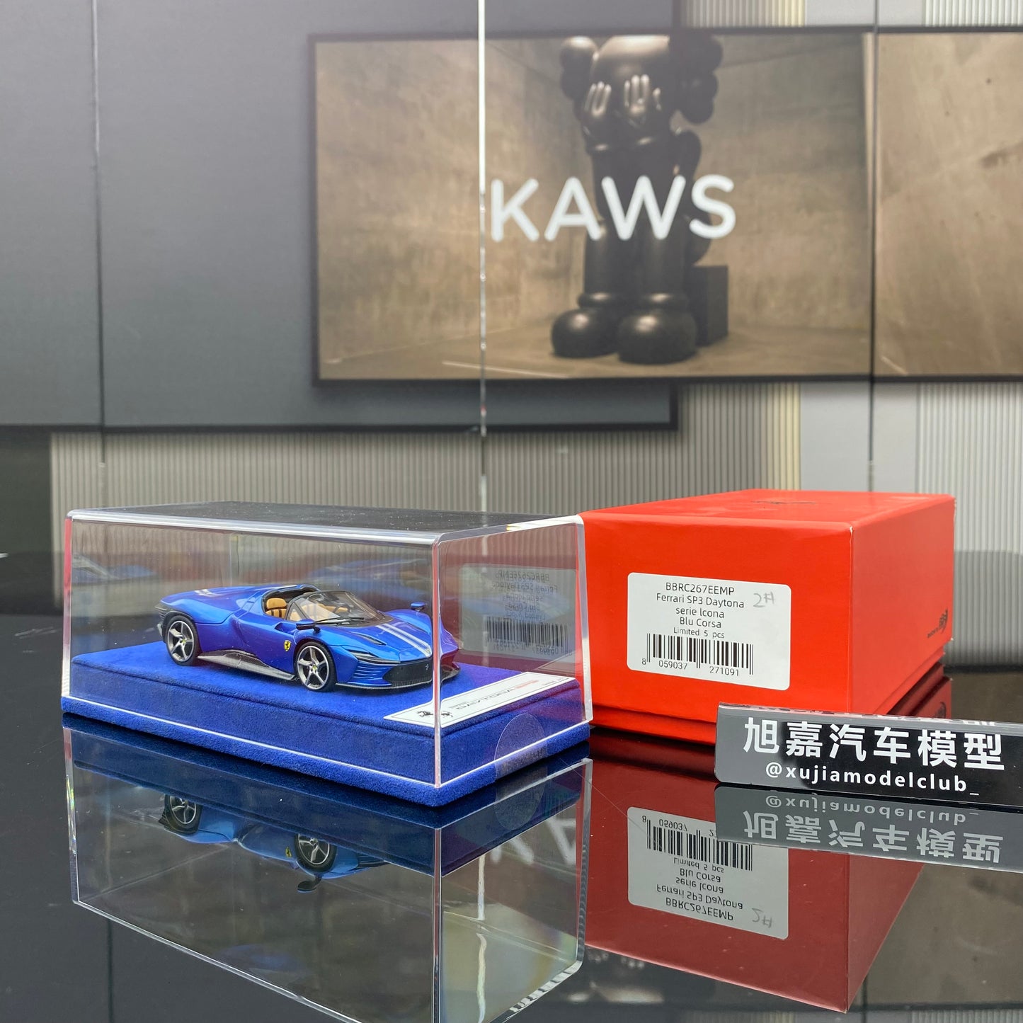 BBR 1/43 Ferrari SP3 Metallic Blue Simulation Car Model Ornament Limited Edition