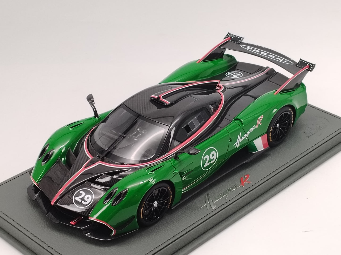BBR 1/18 Pagani Huayra R Green Simulation Car Model