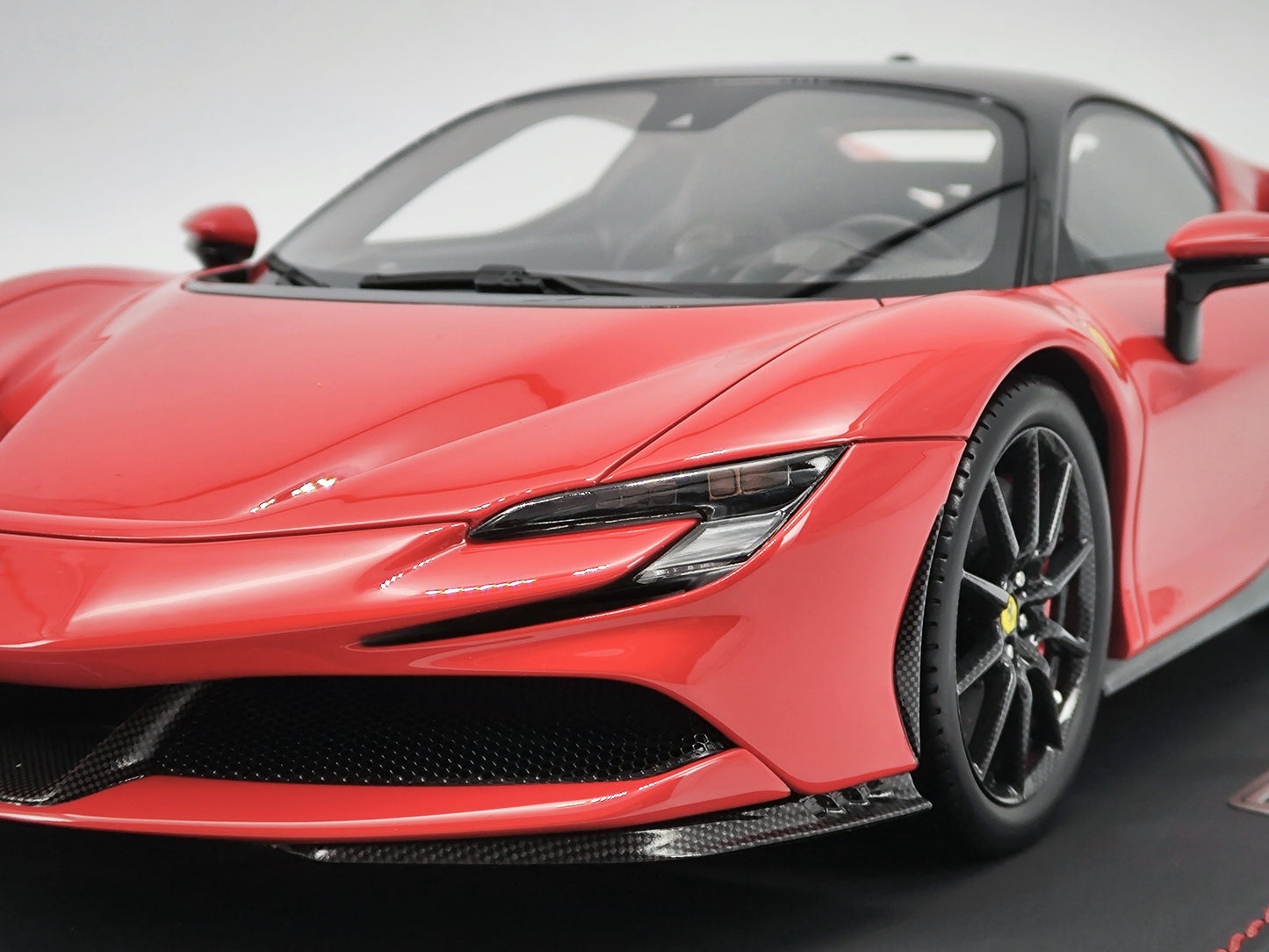 BBR 1/18 Ferrari SF90 Red Simulated Car Model