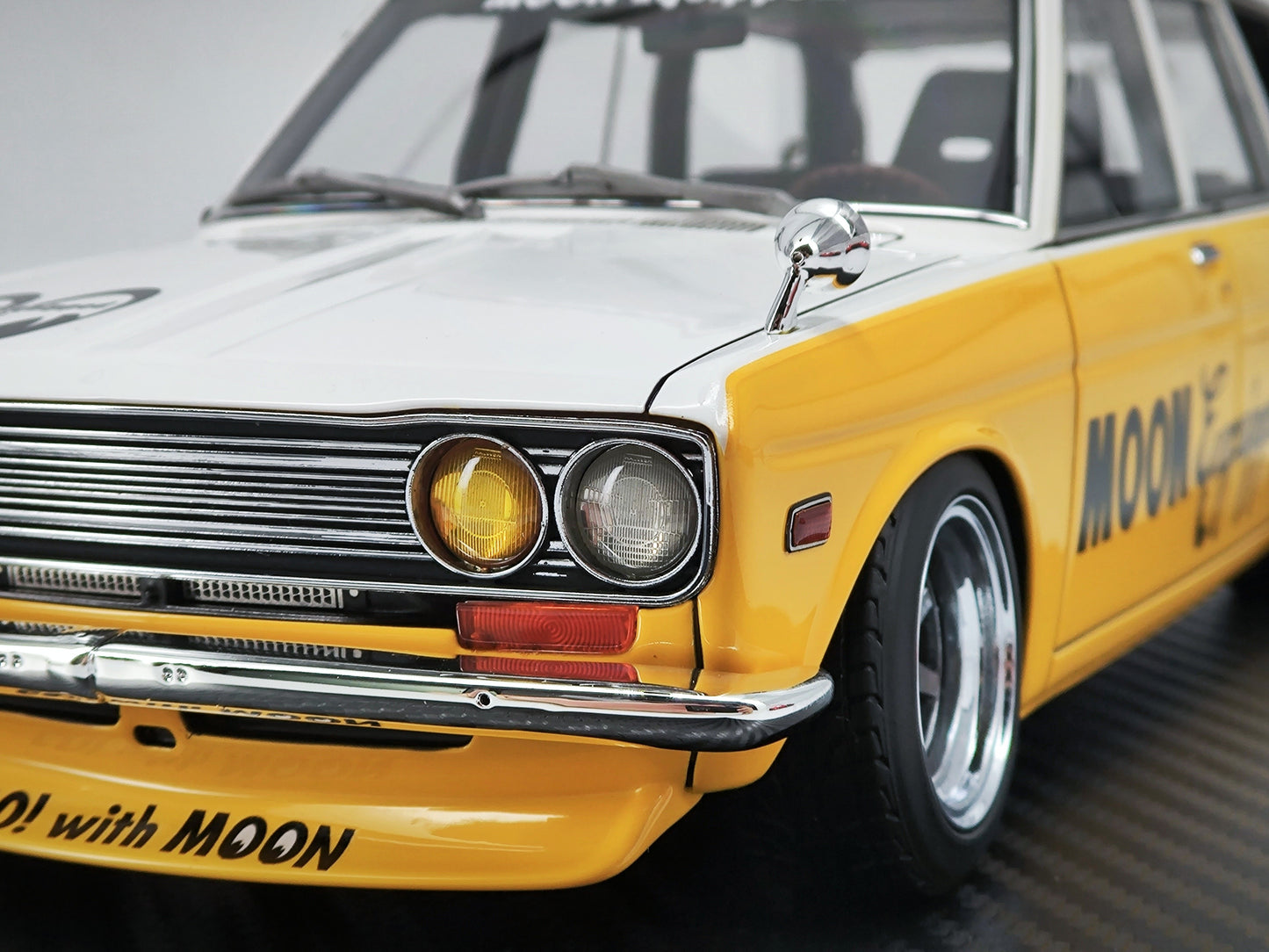 IG 1/18 Nissan Datsun 510 resin car model ornaments