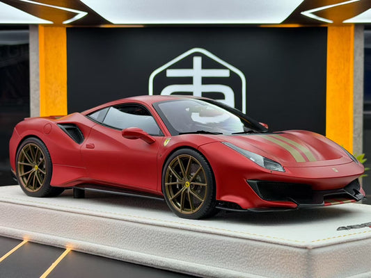 MR 1:18 Ferrari 488 Pista Matt New Rosso Carsa 08/39 DDJ057