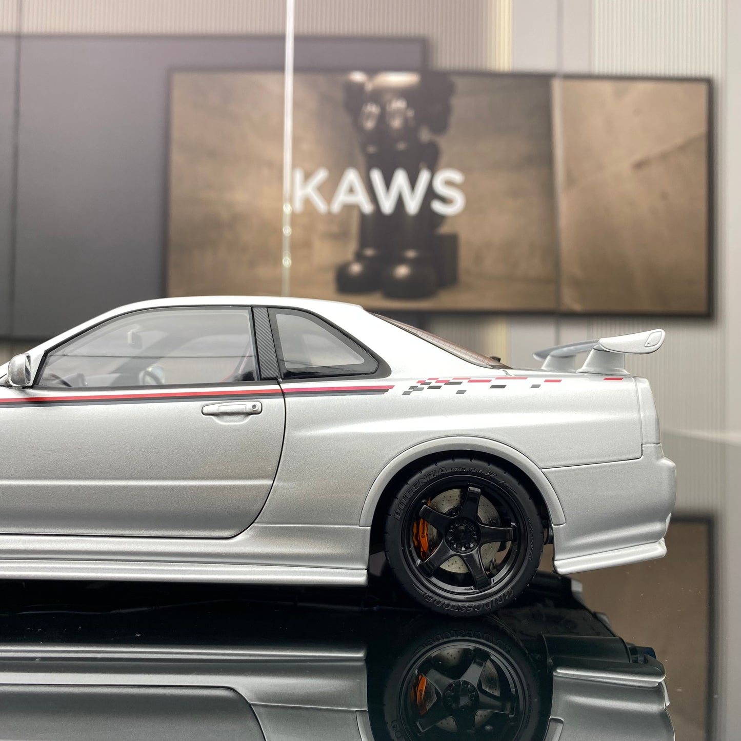 MOTORHELIX 1/18 NISMO SKYLINE GT-R (R34) NISMO CUSTOMIZED alloy full-open simulation car model