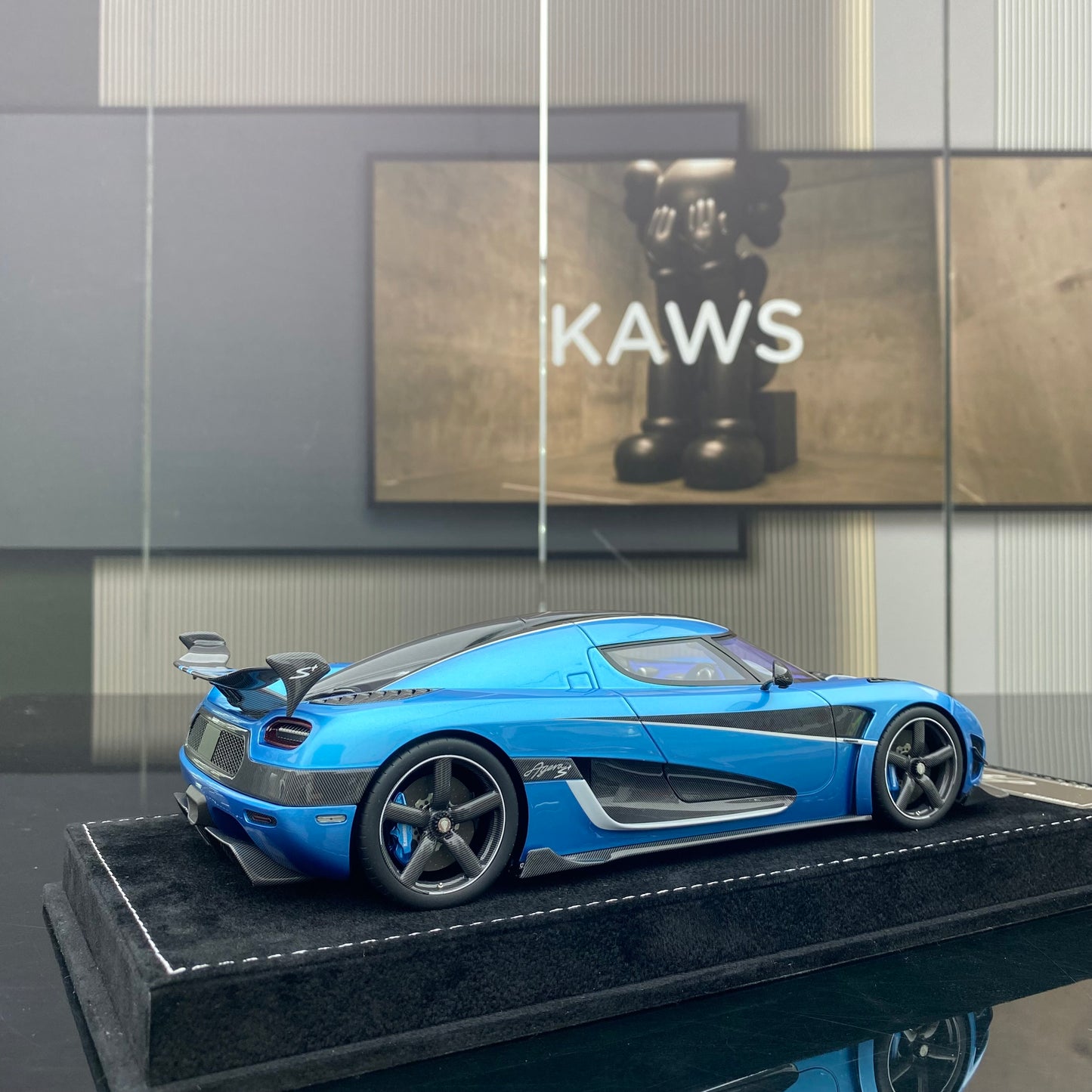 HH Model 1/18 Koenigsegg Agera RS Medusa Simulation Car Model Ornaments
