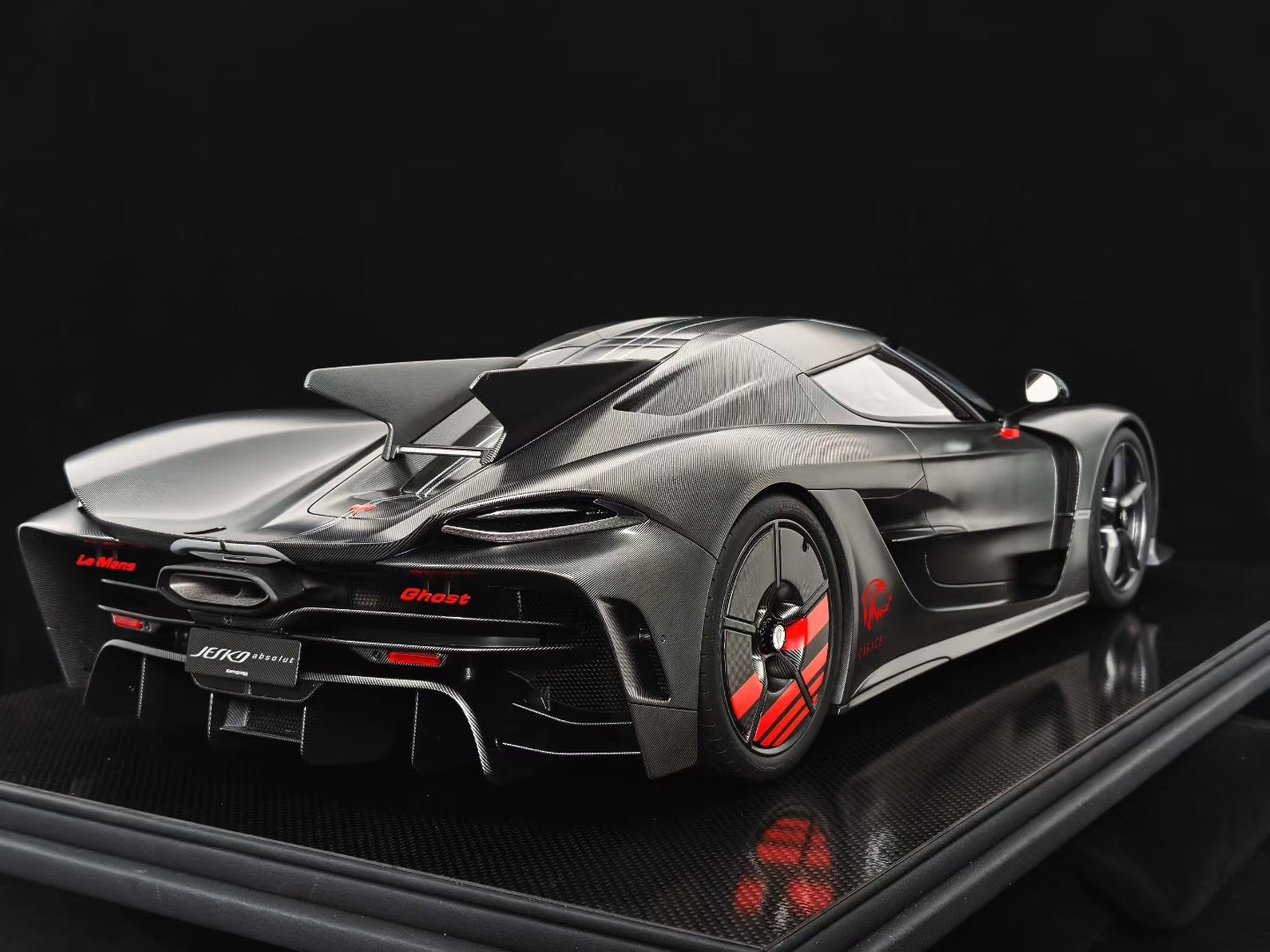 Frontiart 1/8 Koenigsegg Jesko Absolut Naked Carbon Edition Limited Model Car Ornament
