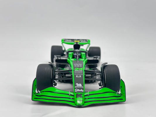 MINICHAMPS 1/18 STAKE F1 TEAM KICK SAUBER C44 - ZHOU GUANYU Green Alloy Car Model 117240124
