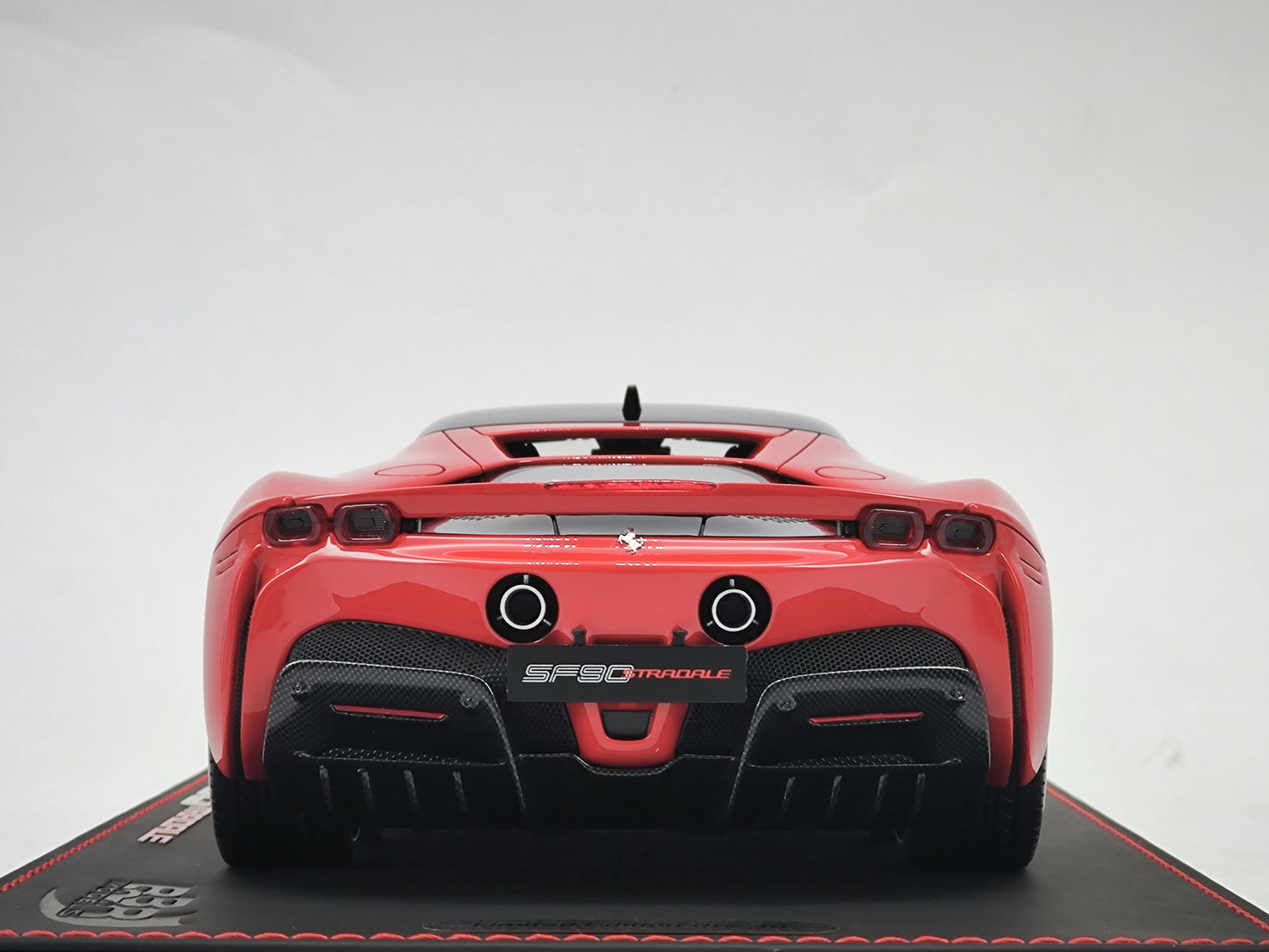 BBR 1/18 Ferrari SF90 Red Simulated Car Model
