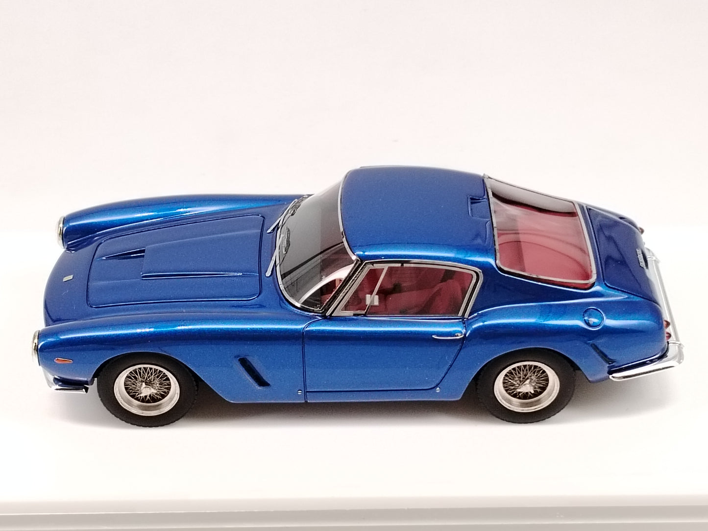 DMH 1/43 Ferrari 250SWB 1969 Simulation Car Model Ornaments