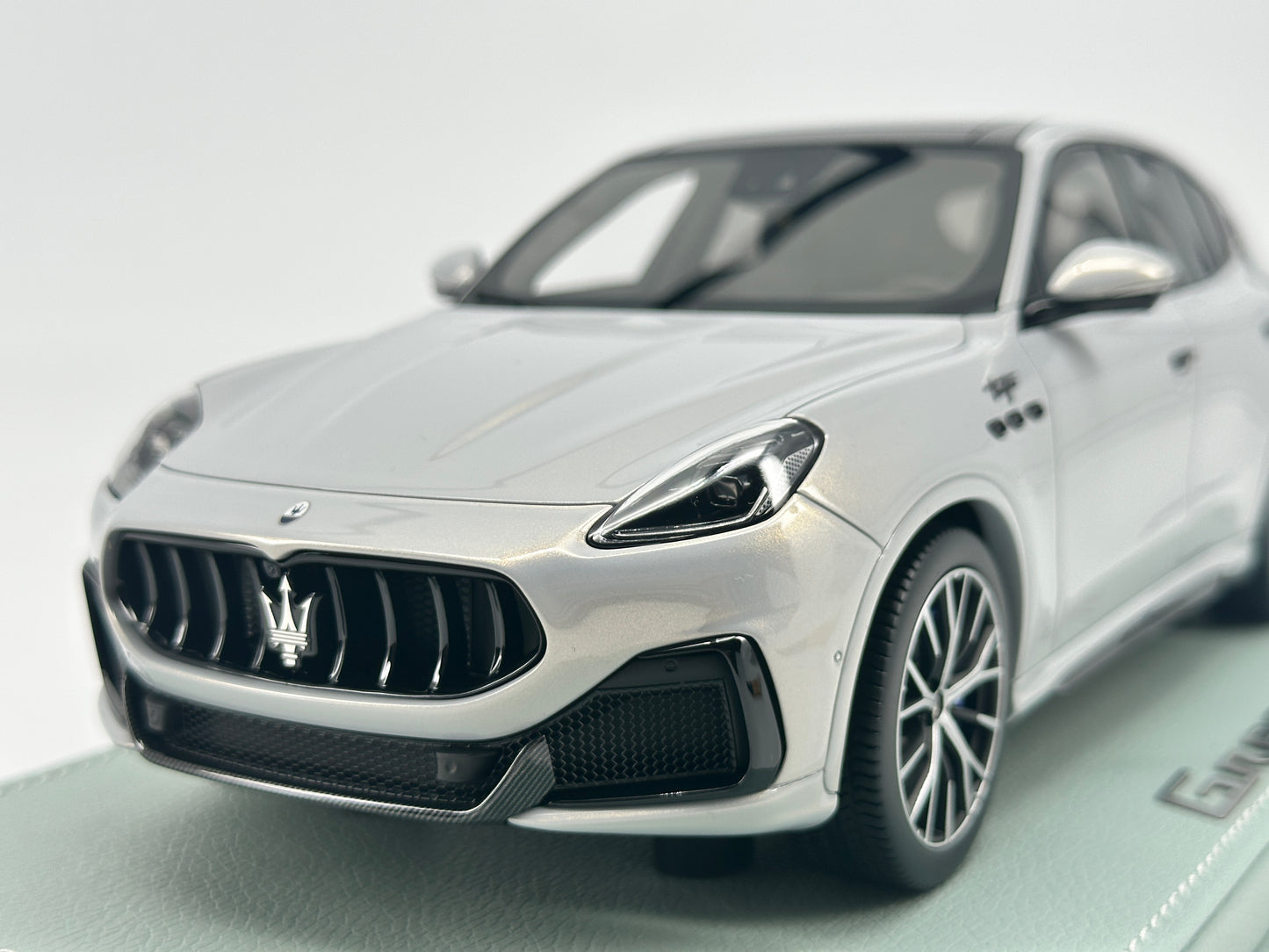 BBR 1/18 Maserati Grecale Trofeo resin car model