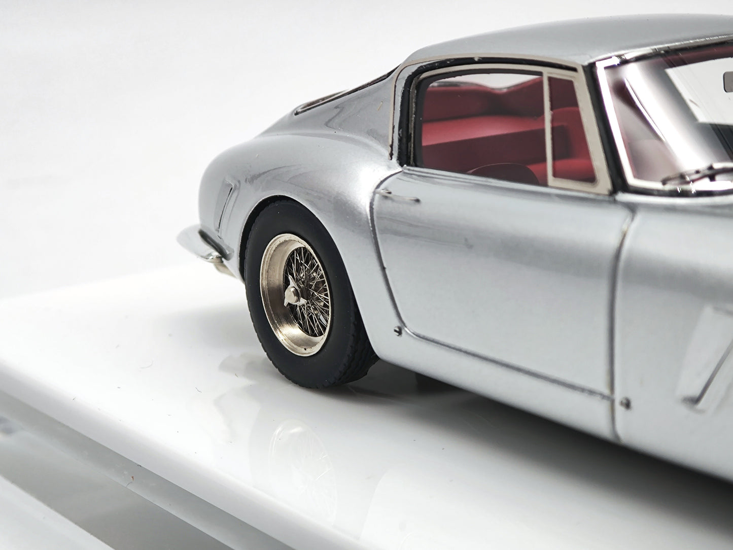 DMH 1/43 Ferrari 250SWB 1969 Simulation Car Model Ornaments