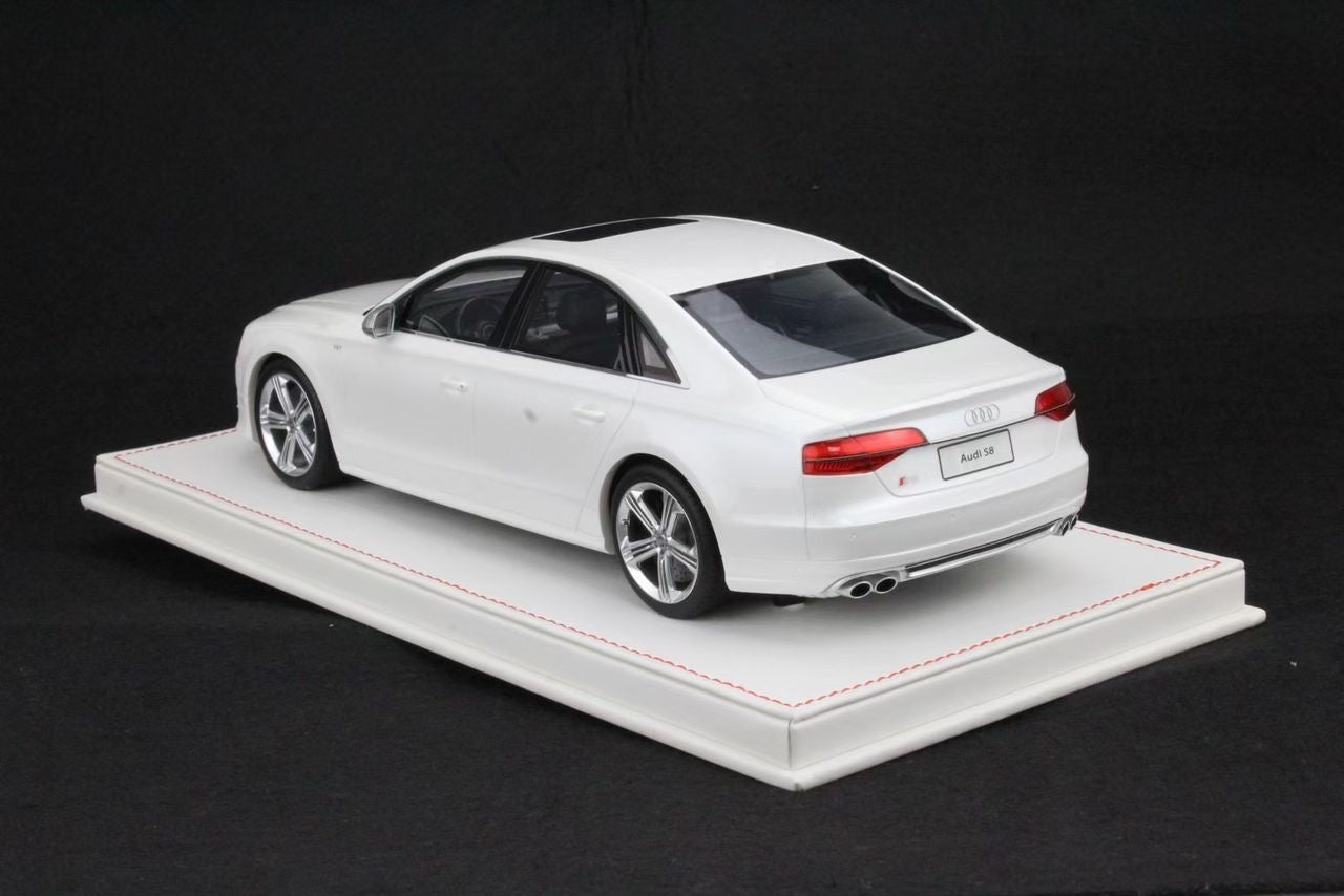 VAV 1/18 Audi S8 2014 Car Model