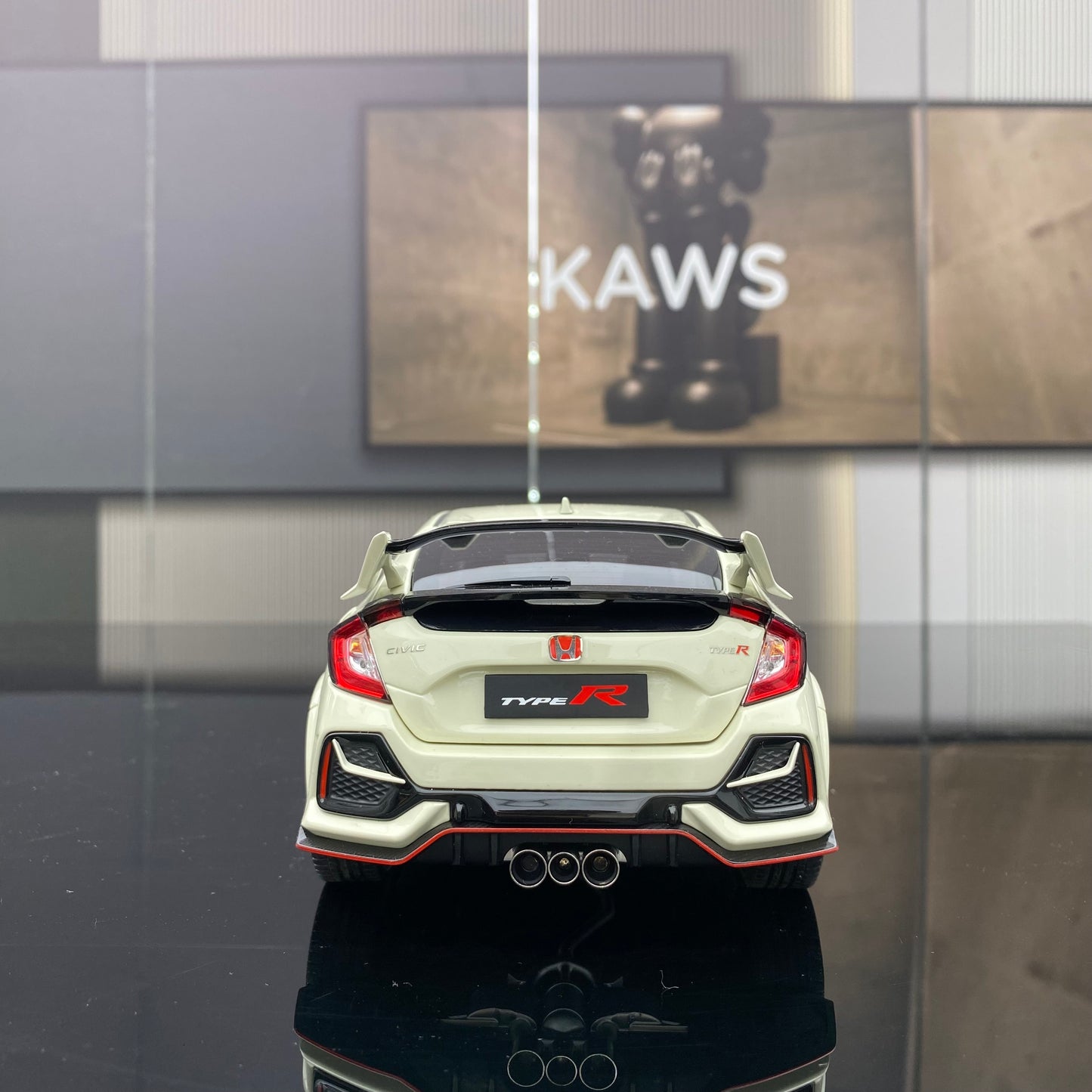 Adornos de modelo de coche de simulación de aleación completamente abierto HONDA CIVIC TYPE R a escala 1/18