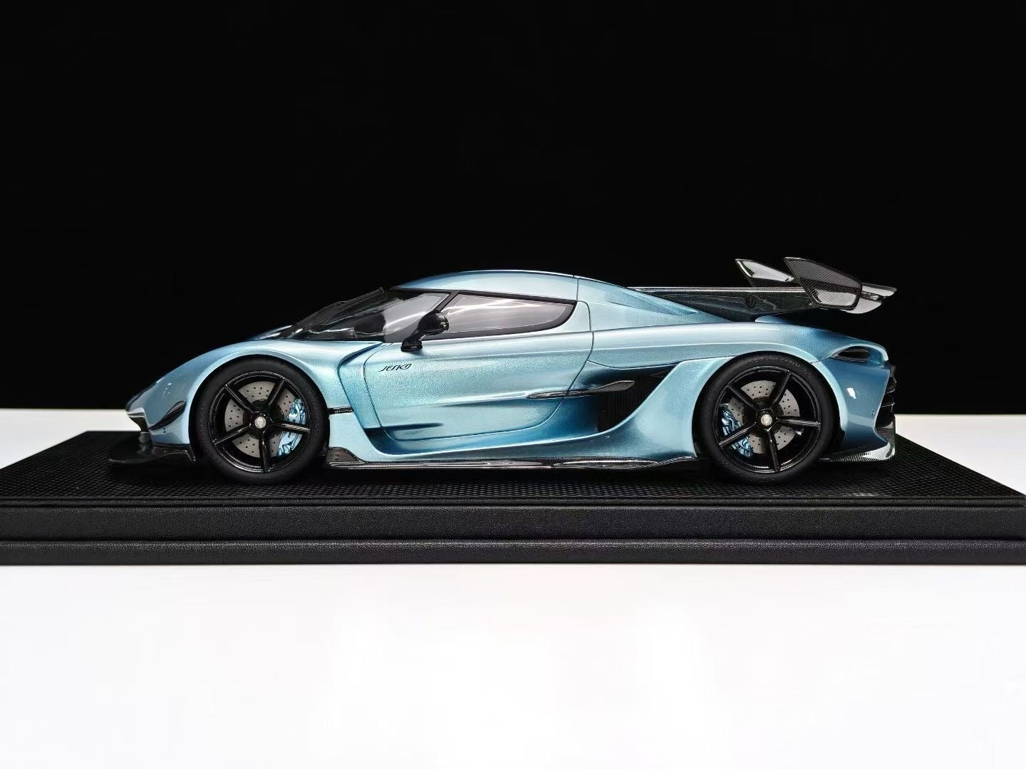 Frontiart 1/18 Koenigsegg Jesko Sky Blue