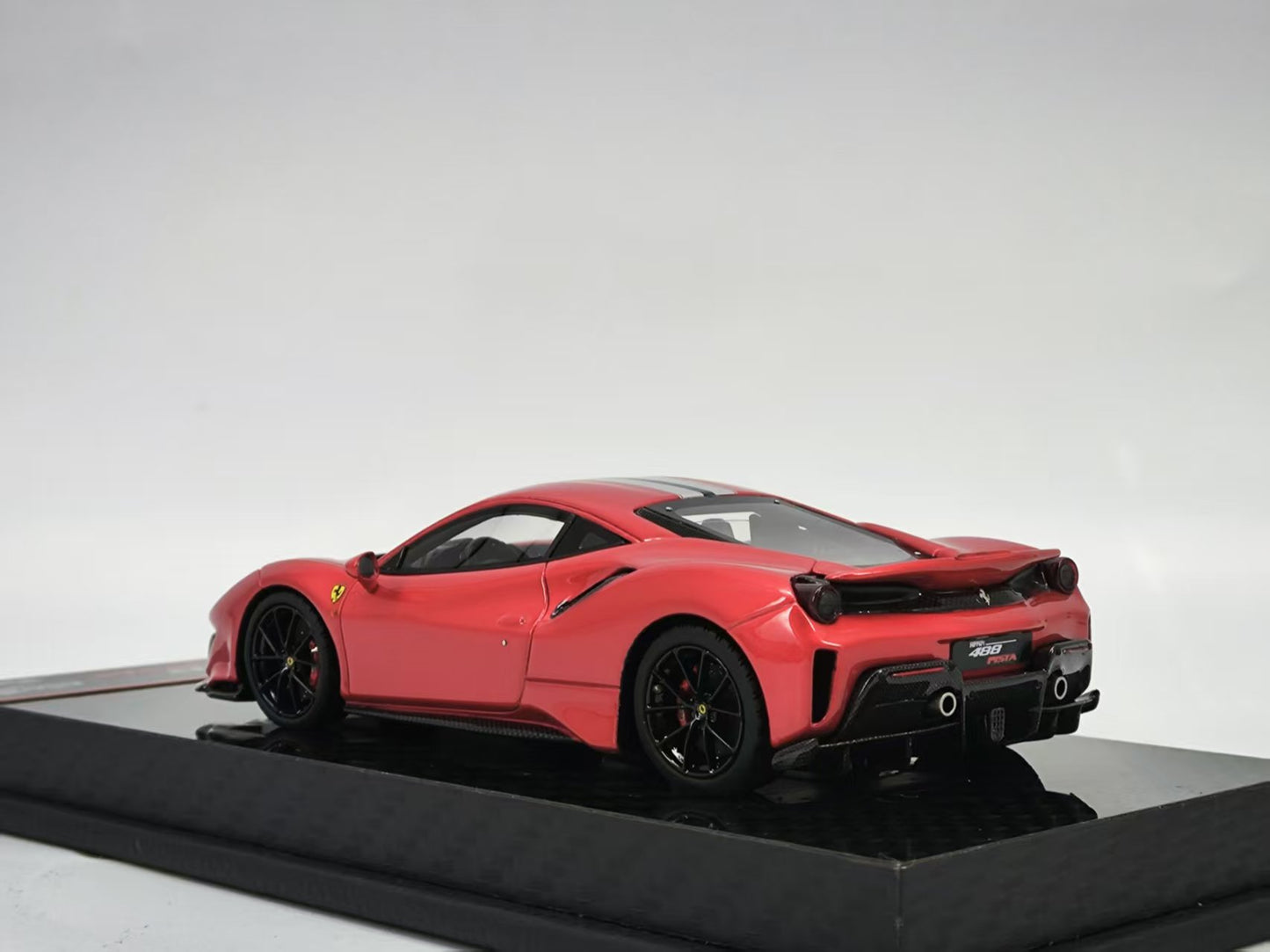 BBR 1/43 Ferrari 488 Pista Metallic Red Resin Model SUMS001A