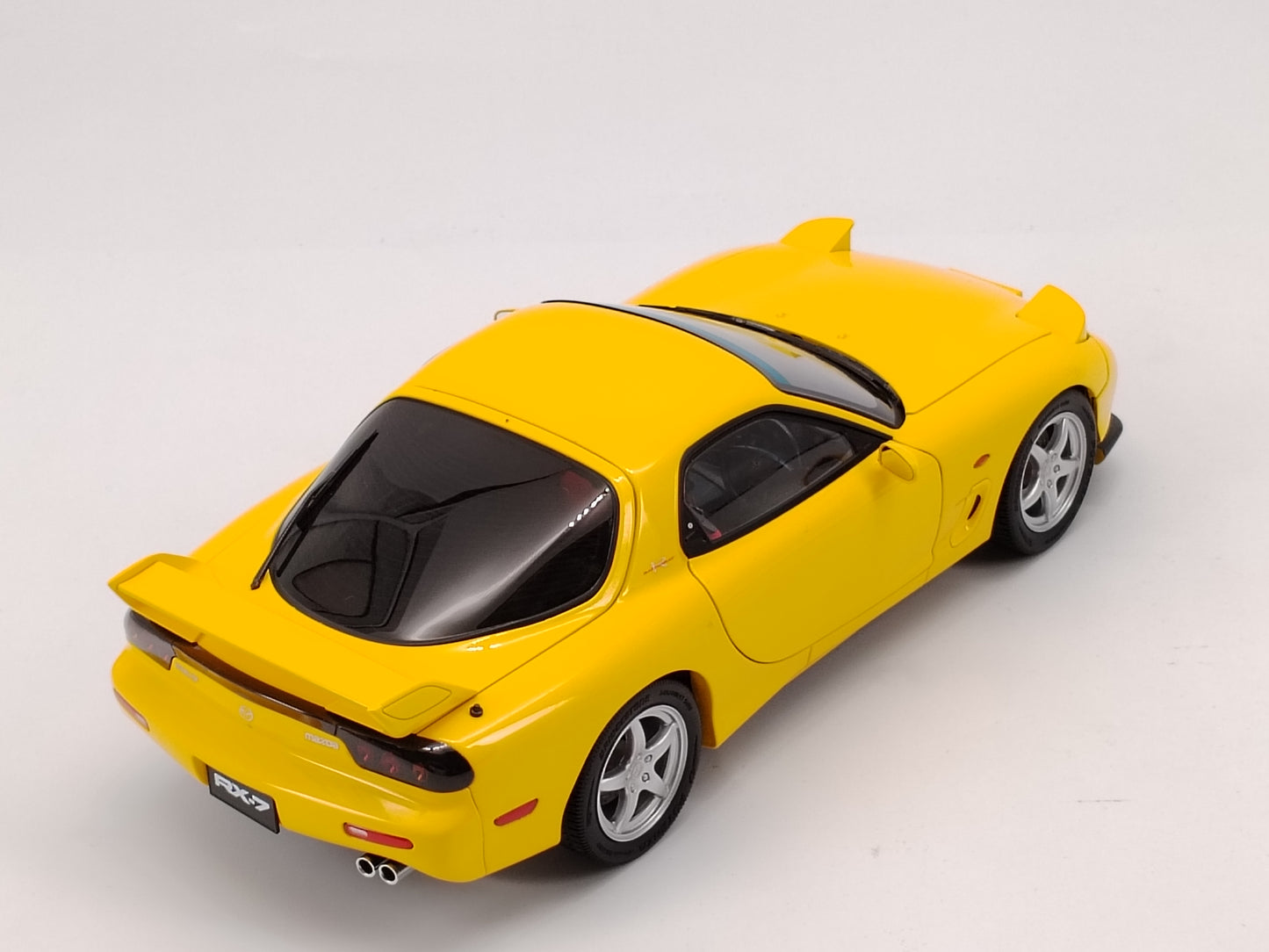 Polar Master 1/18 Mazda RX7 Yellow Alloy Car Model