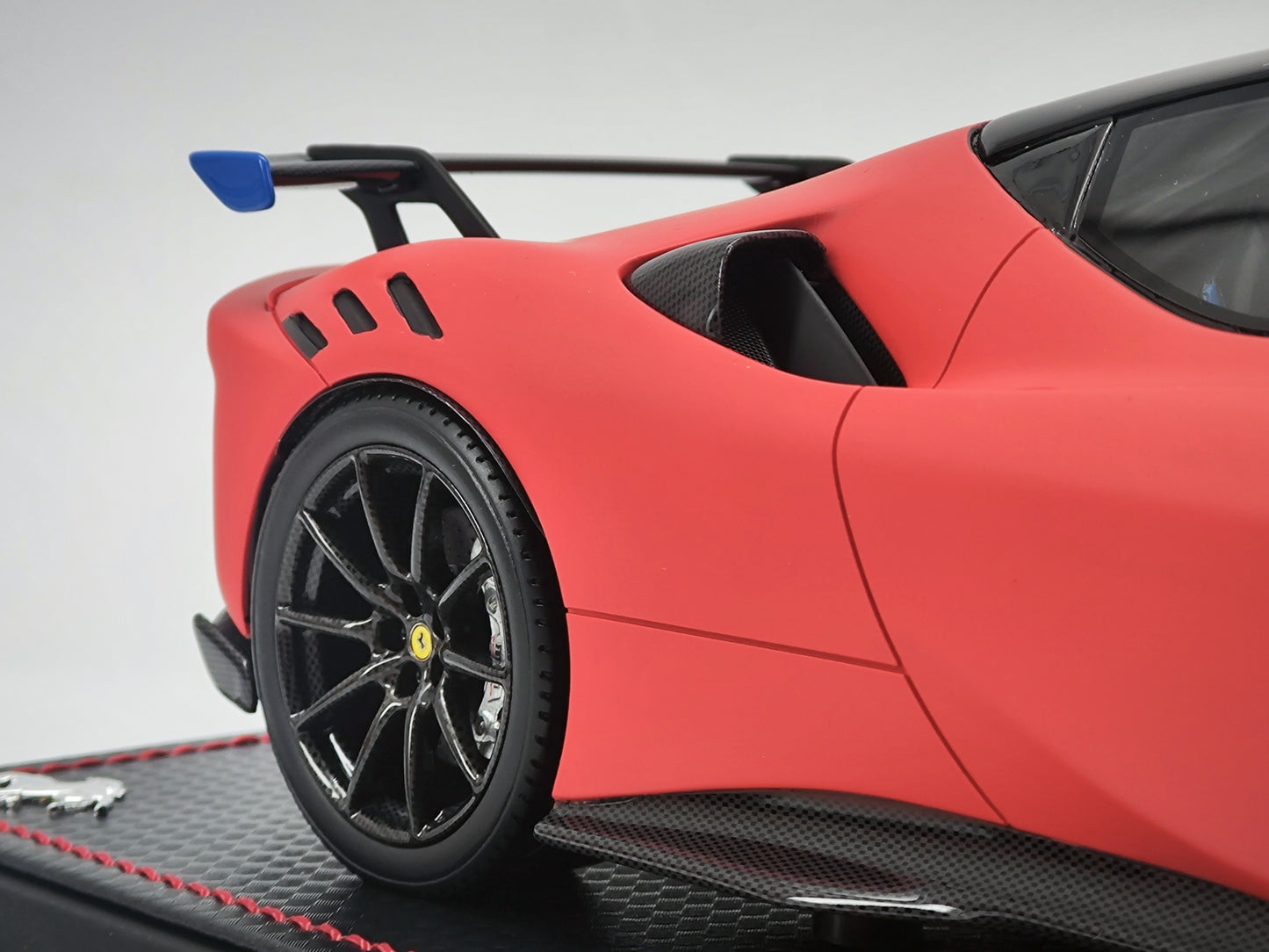 MR 1/18 Ferrari SF90 XX Matt Red Limited Edition Car Model