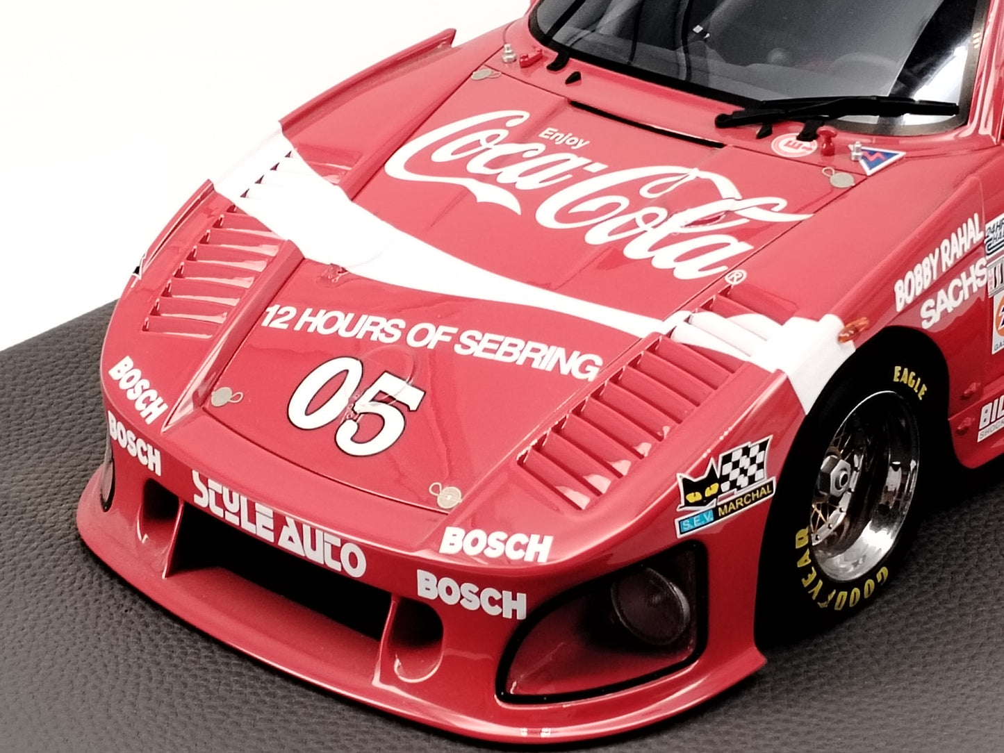 Top Marques 1/12 Porsche 935 K3 Apple Simulation Model Car