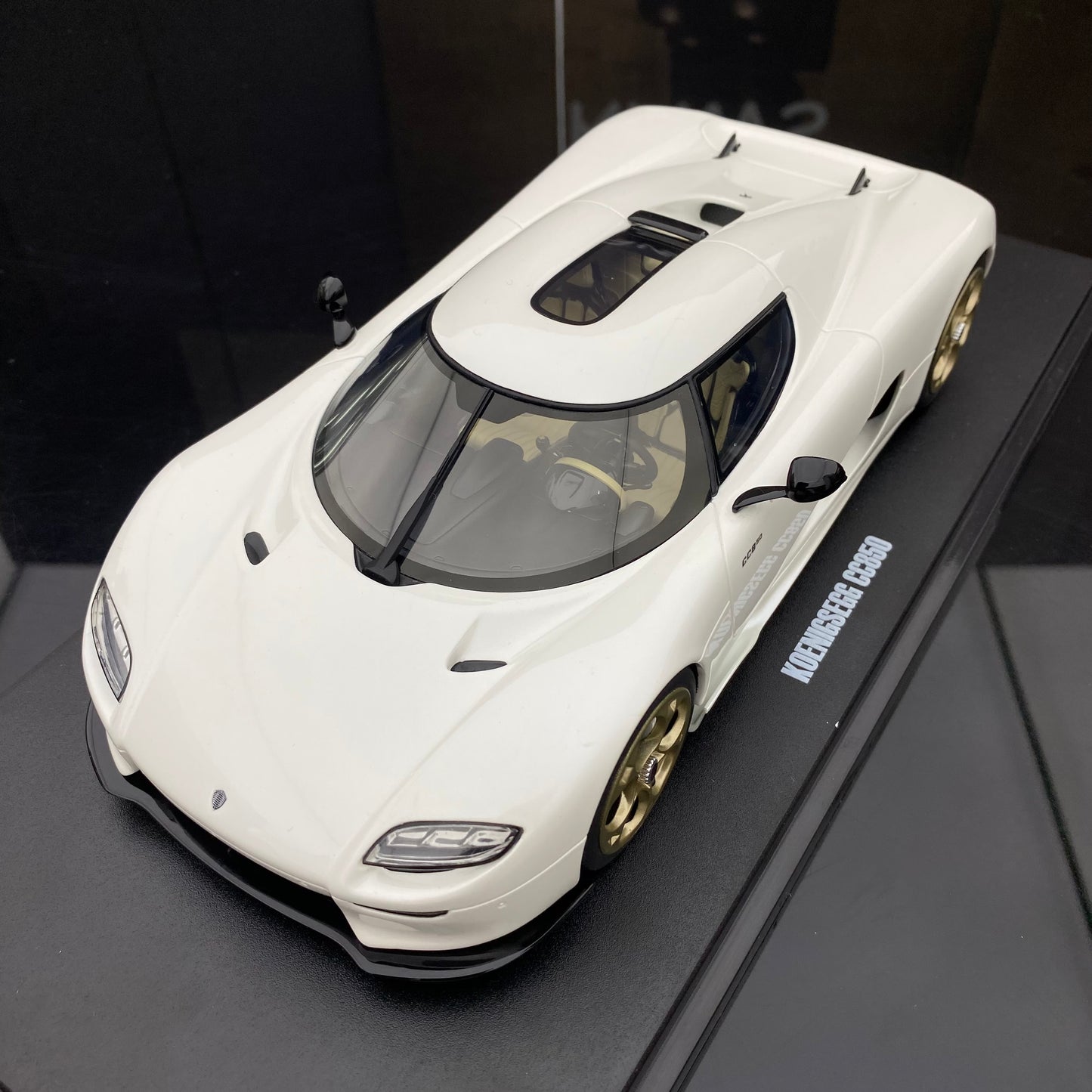 GT spirit 1/18 Koenigsegg CC850 simulation car model ornaments GT903