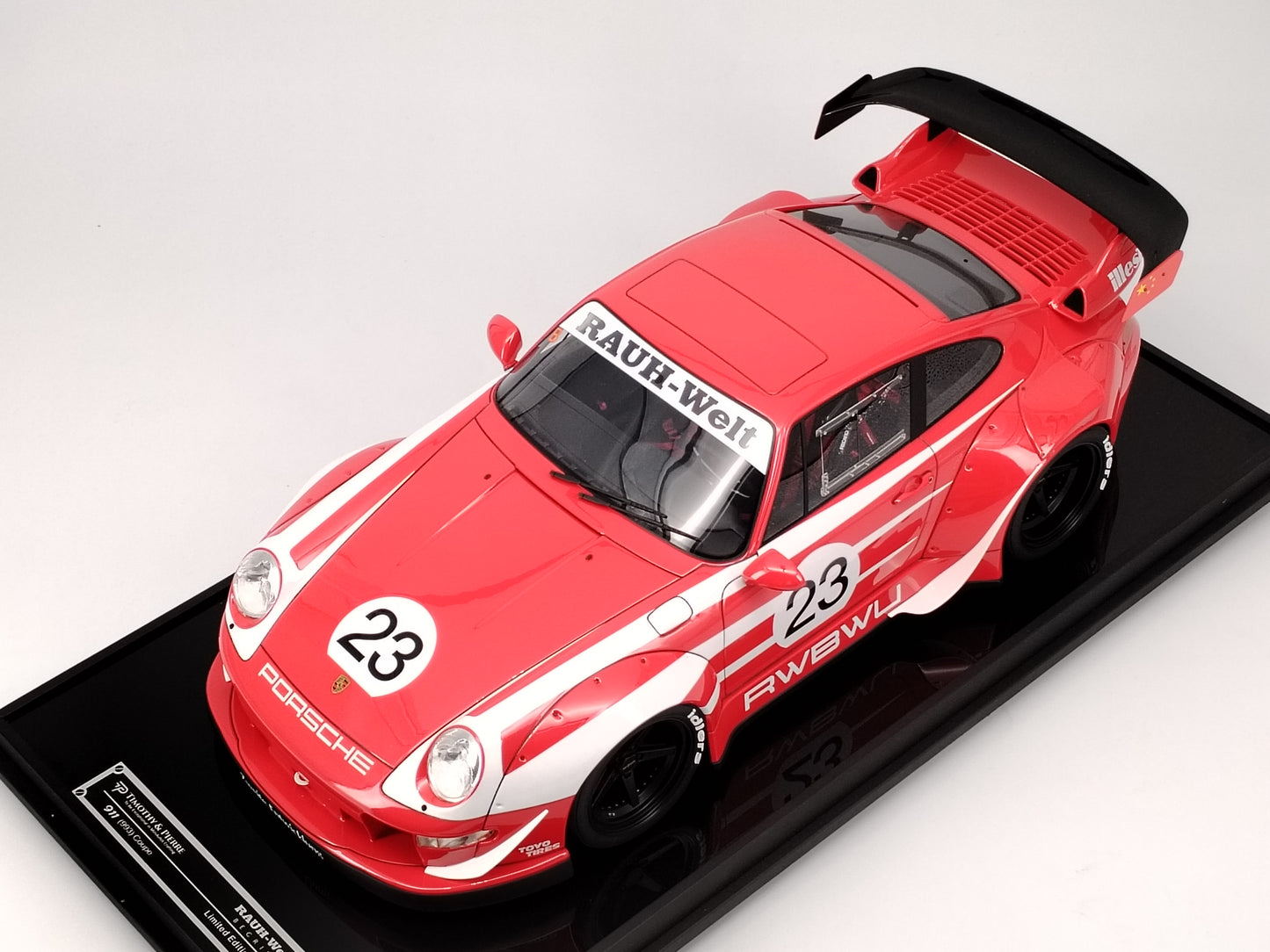 TIMOTHY&PIERRE 1/8 Porsche RWB 993 Red Limited Edition Car Model Collectible