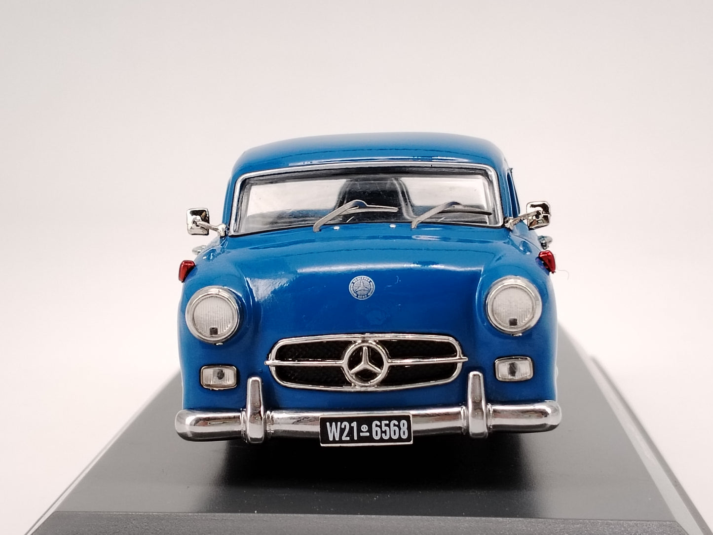 Schuco 1/43 Mercedes Benz 1955 Blue Wonder Blue Car Model