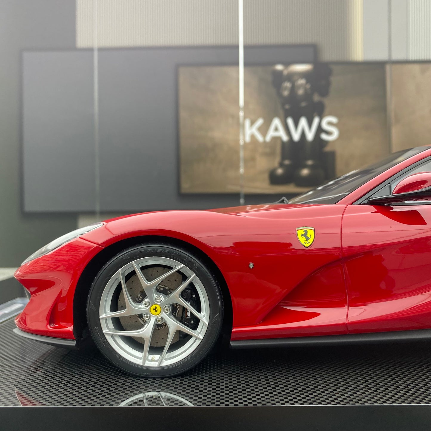 Amalgam 1/12 Ferrari 812 SUPERFAST Red Simulation Car Model