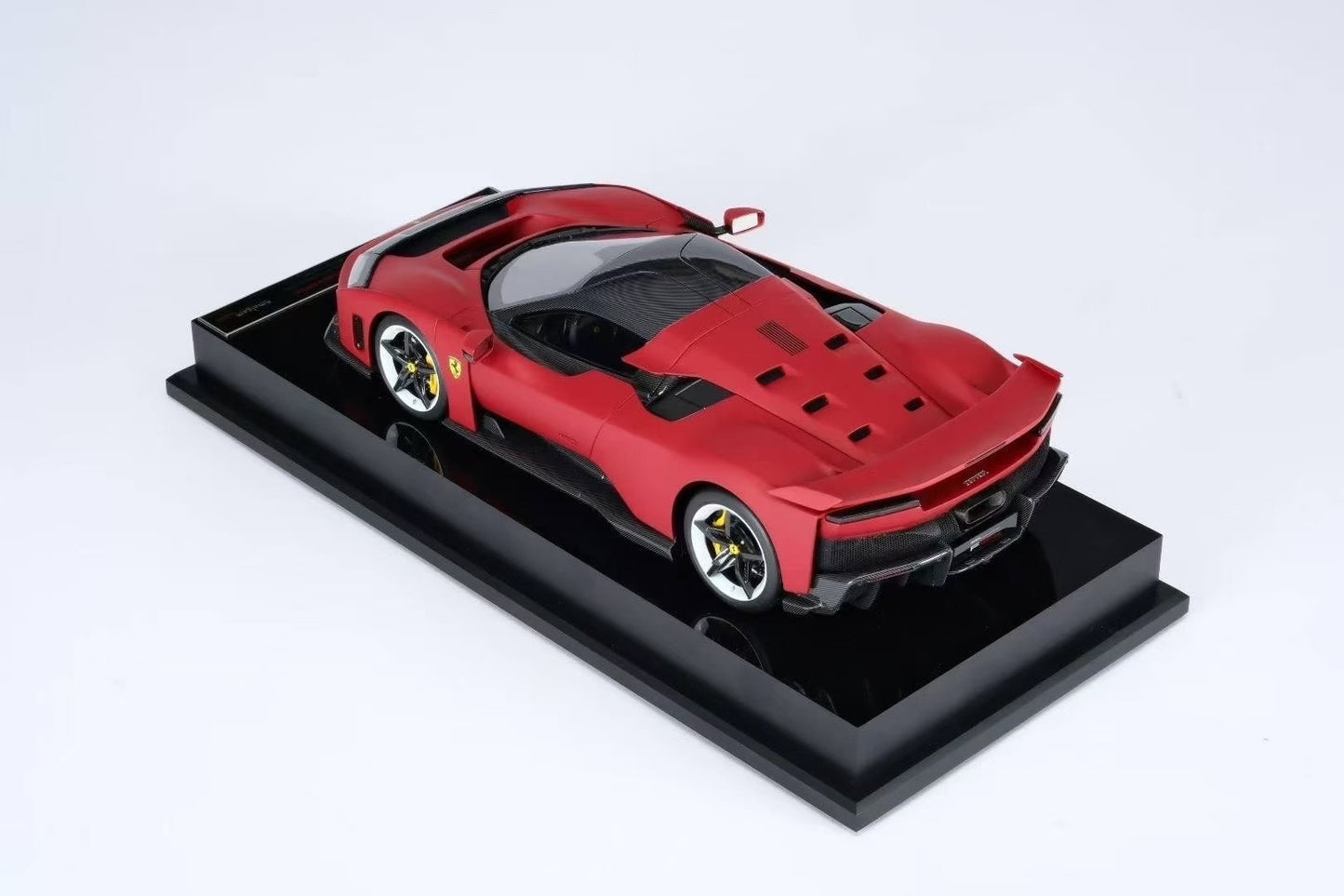 Amalgam 1/18 Ferrari F80 China Customized Model
