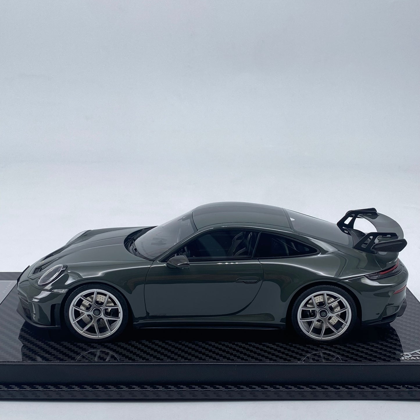 VIP 1/18 Porsche 992.2 GT3 limited edition car model ornaments