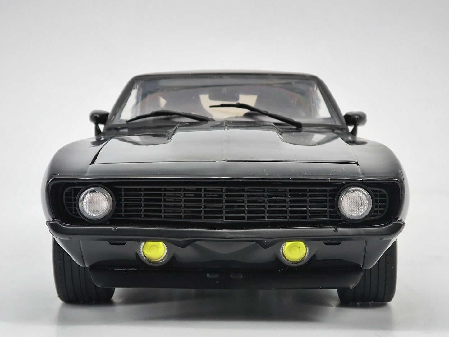GMP 1/18 Chevrolet Camaro Street Diecast Car Simulator Realistic Car Model